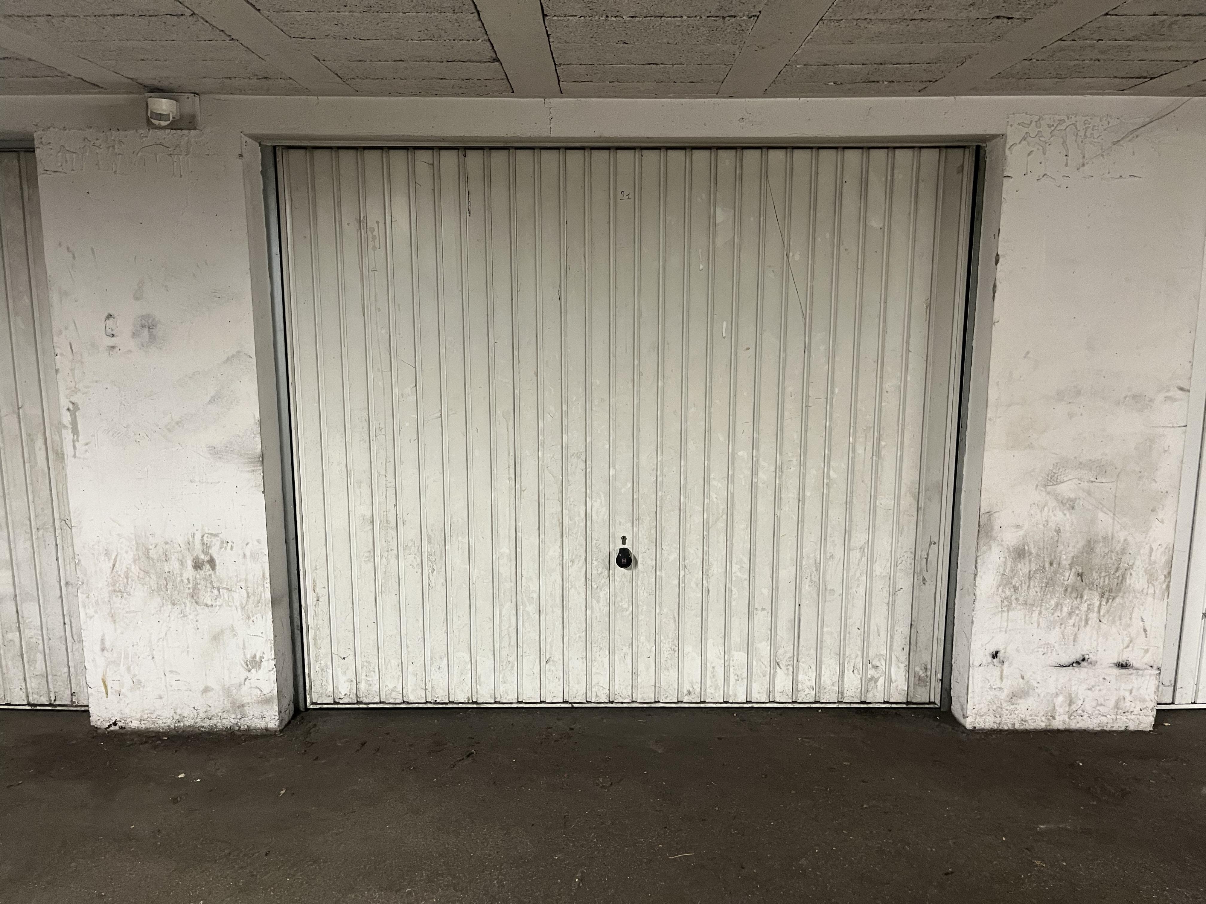 Garage/Box 15m² à Voiron