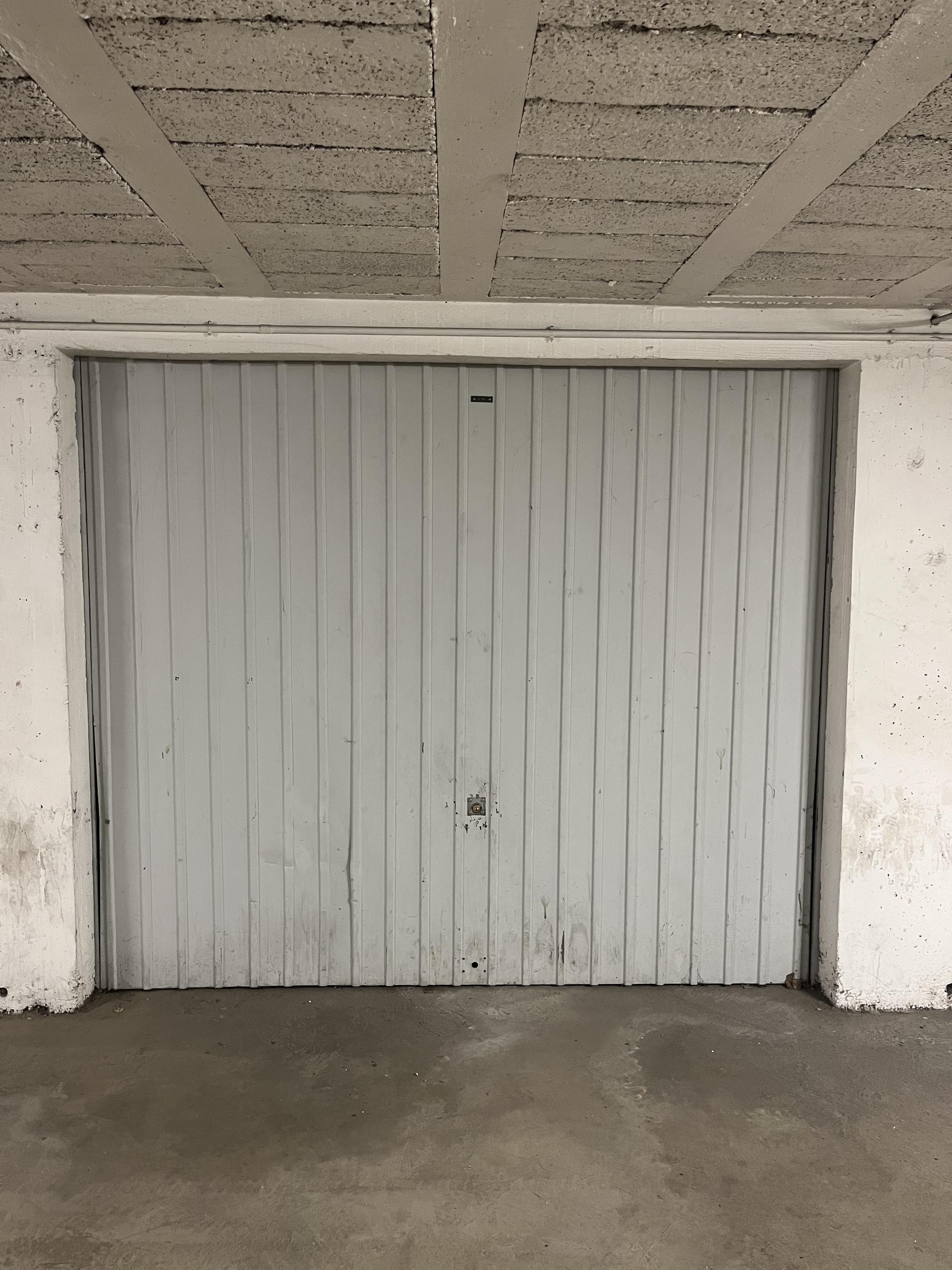 Garage/Box 15m² à Voiron