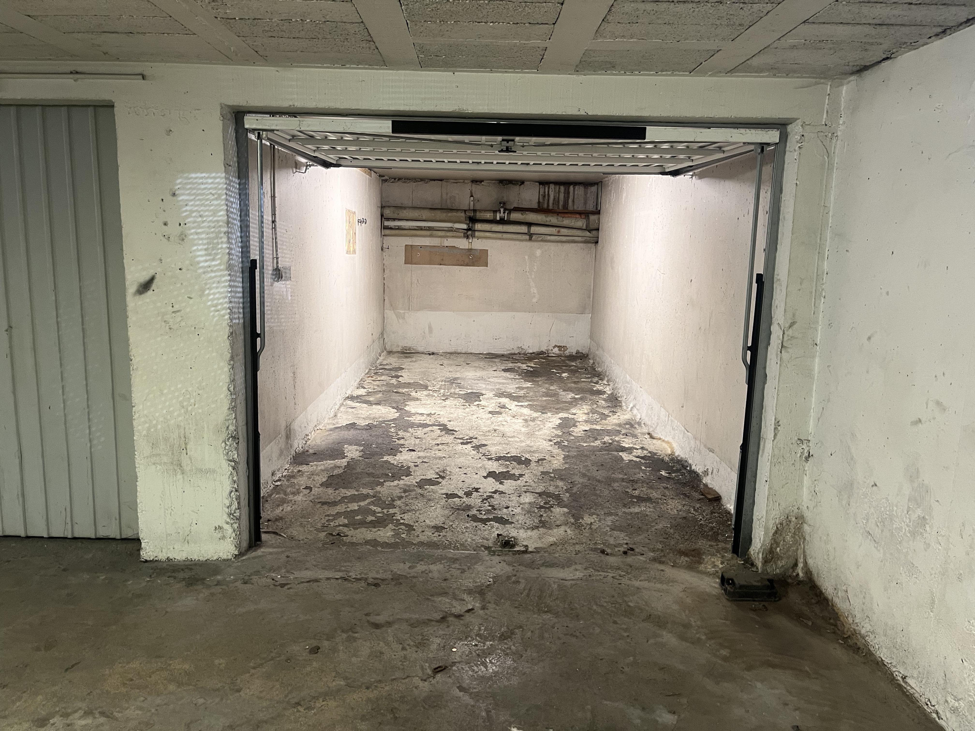 Garage/Box 16m² à Voiron