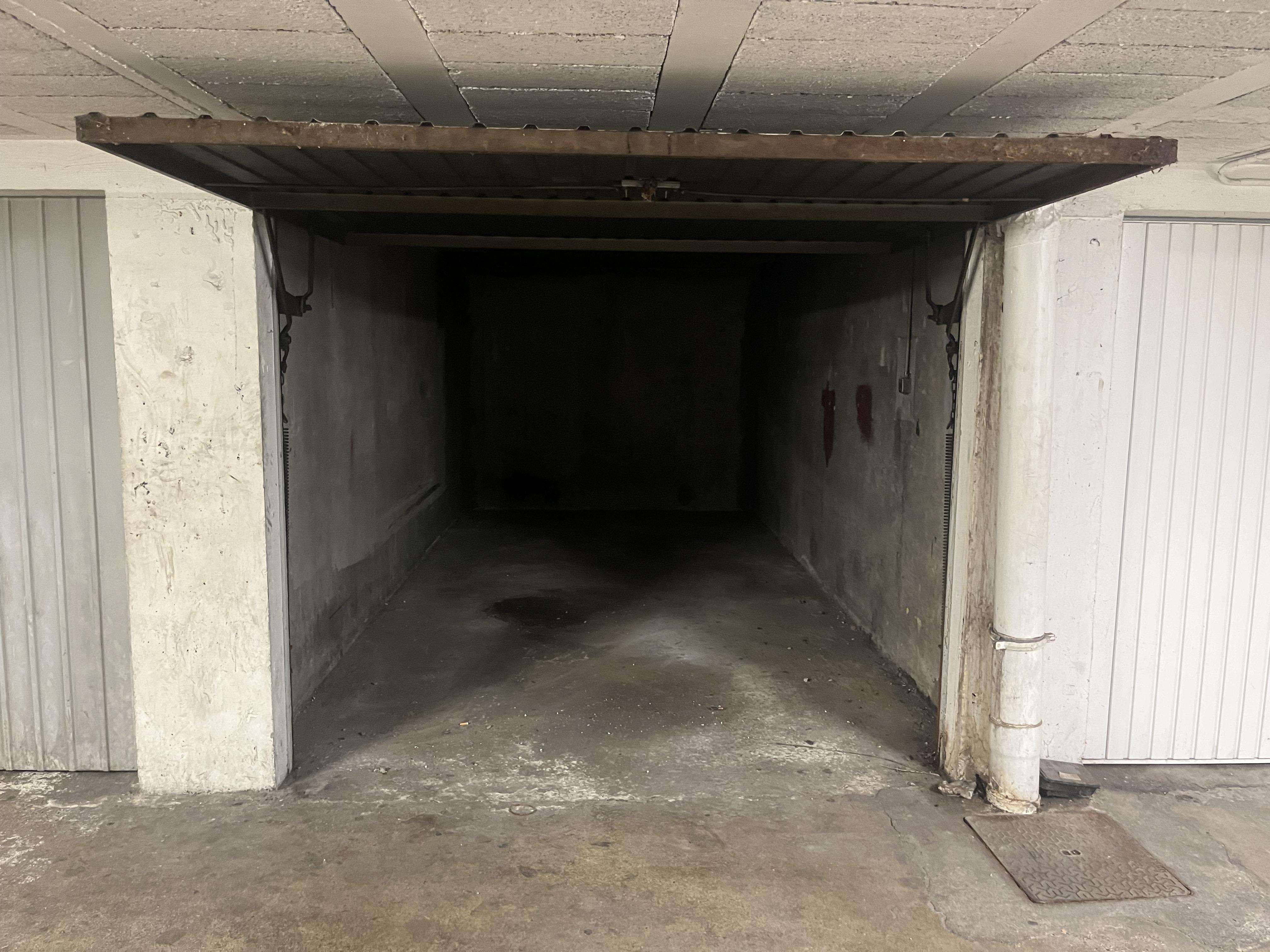 Garage/Box 15m² à Voiron