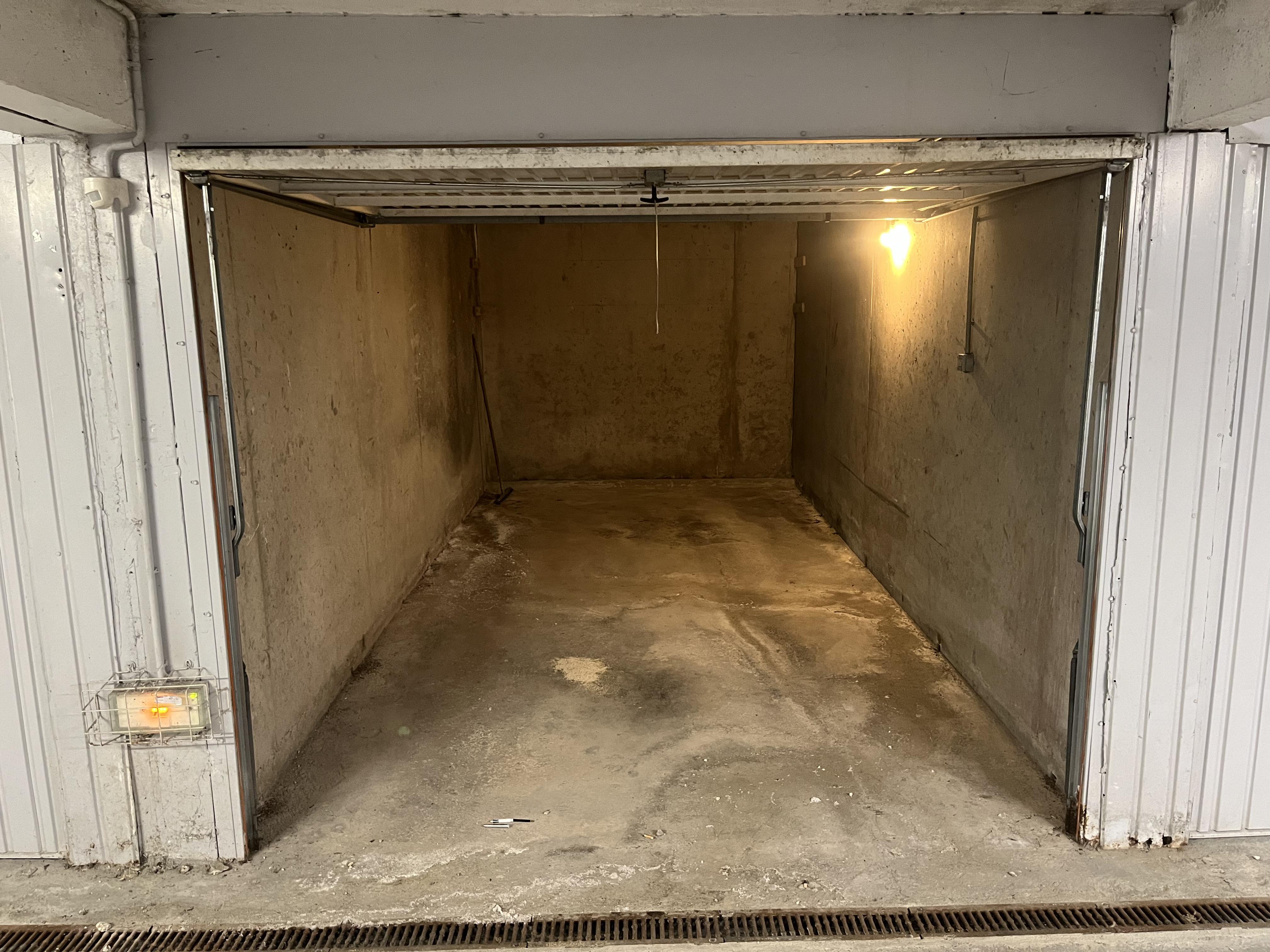 Garage/Box 14m² à Voiron