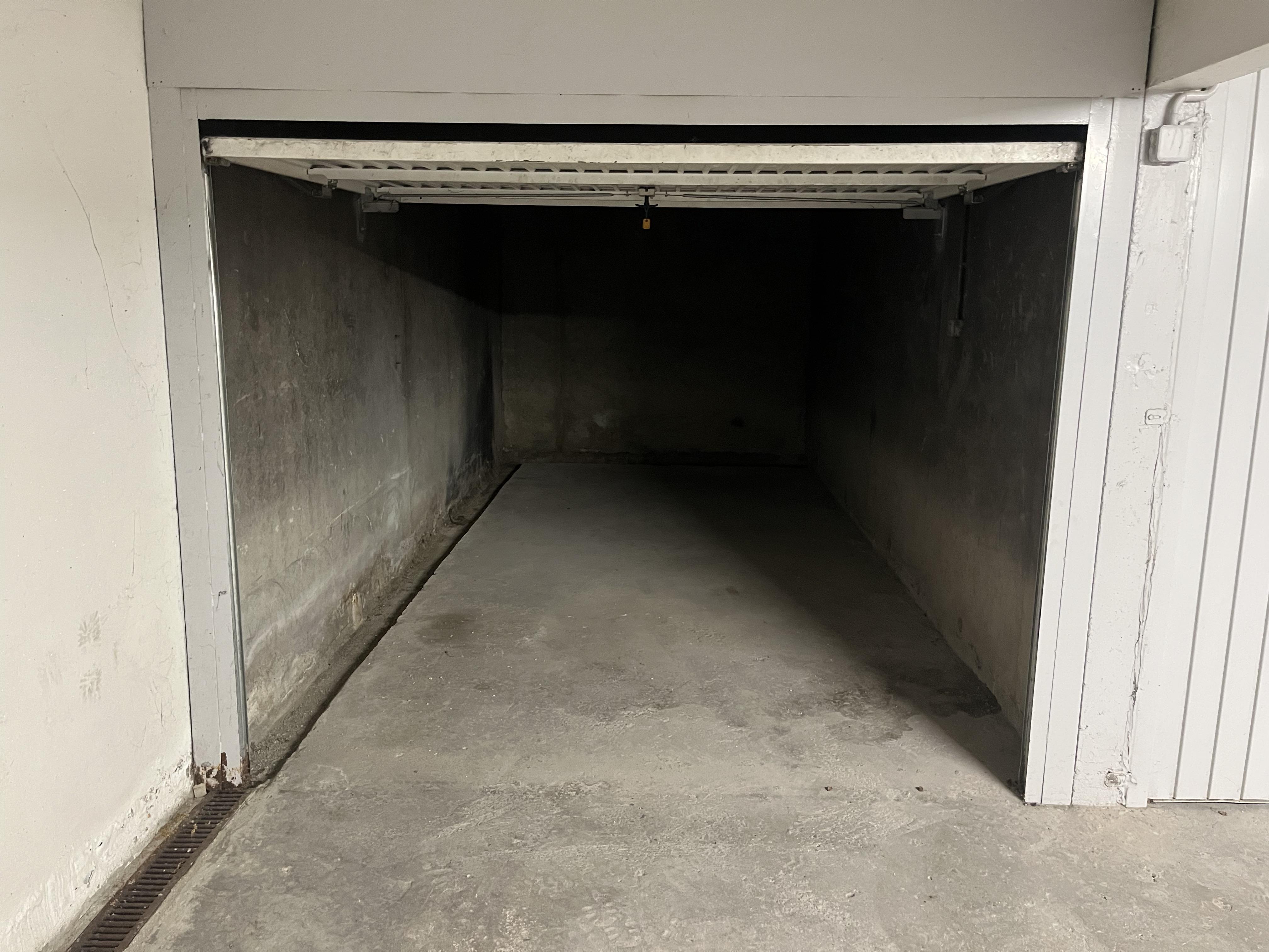 Garage/Box 14m² à Voiron