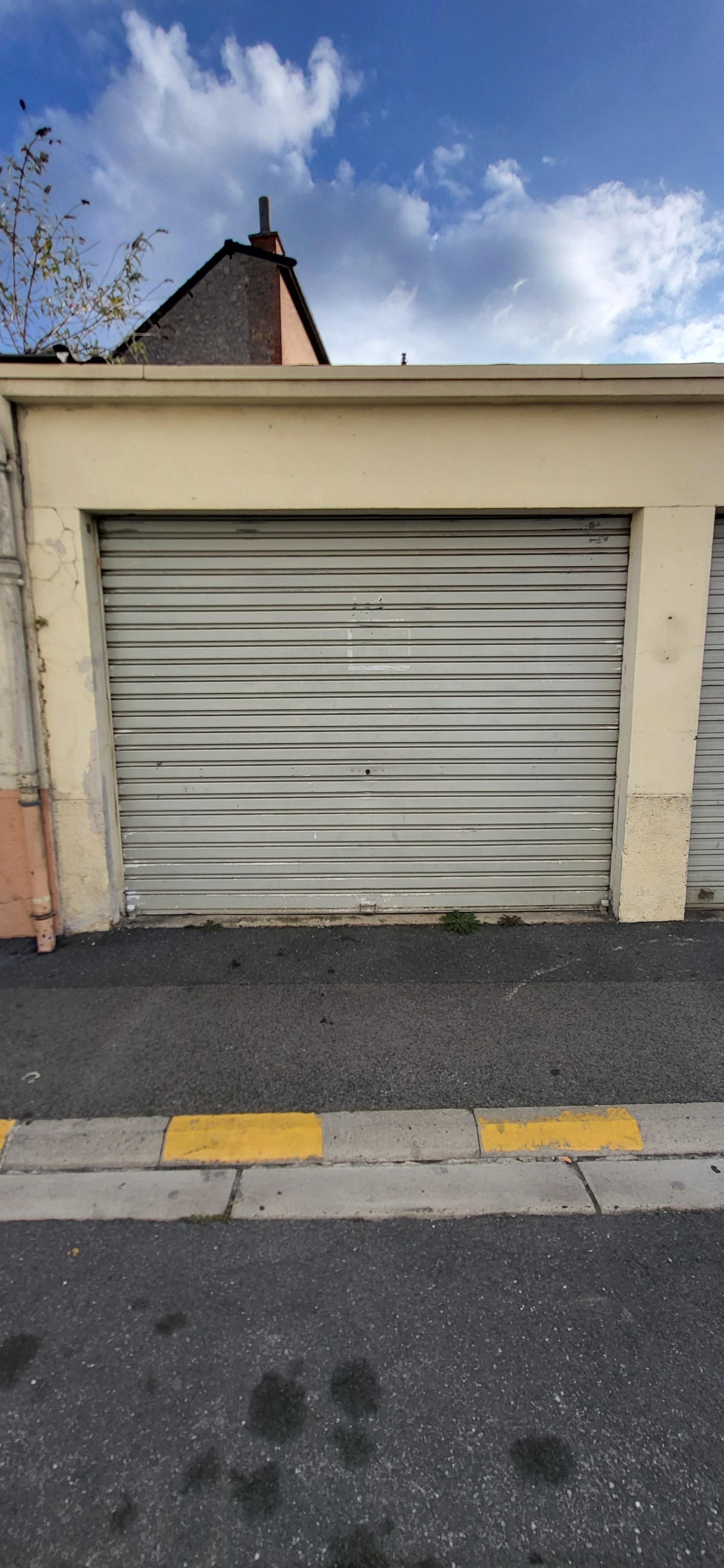 Garage/Box 16m² à Reims
