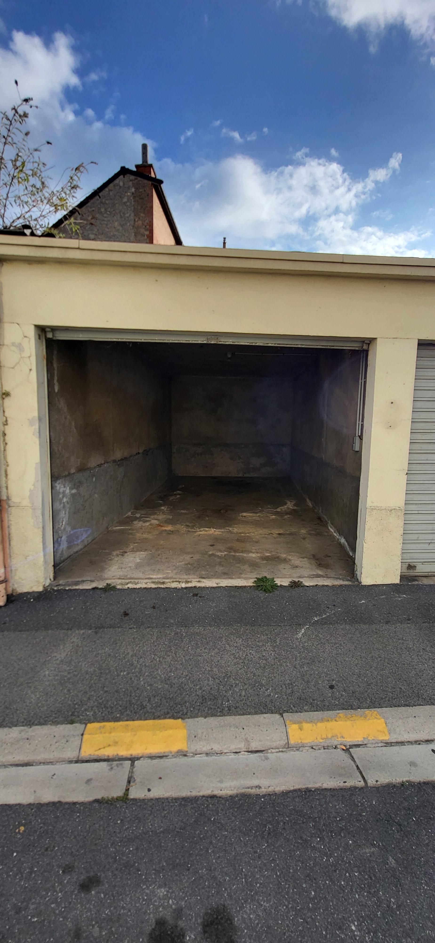 Garage/Box 16m² à Reims