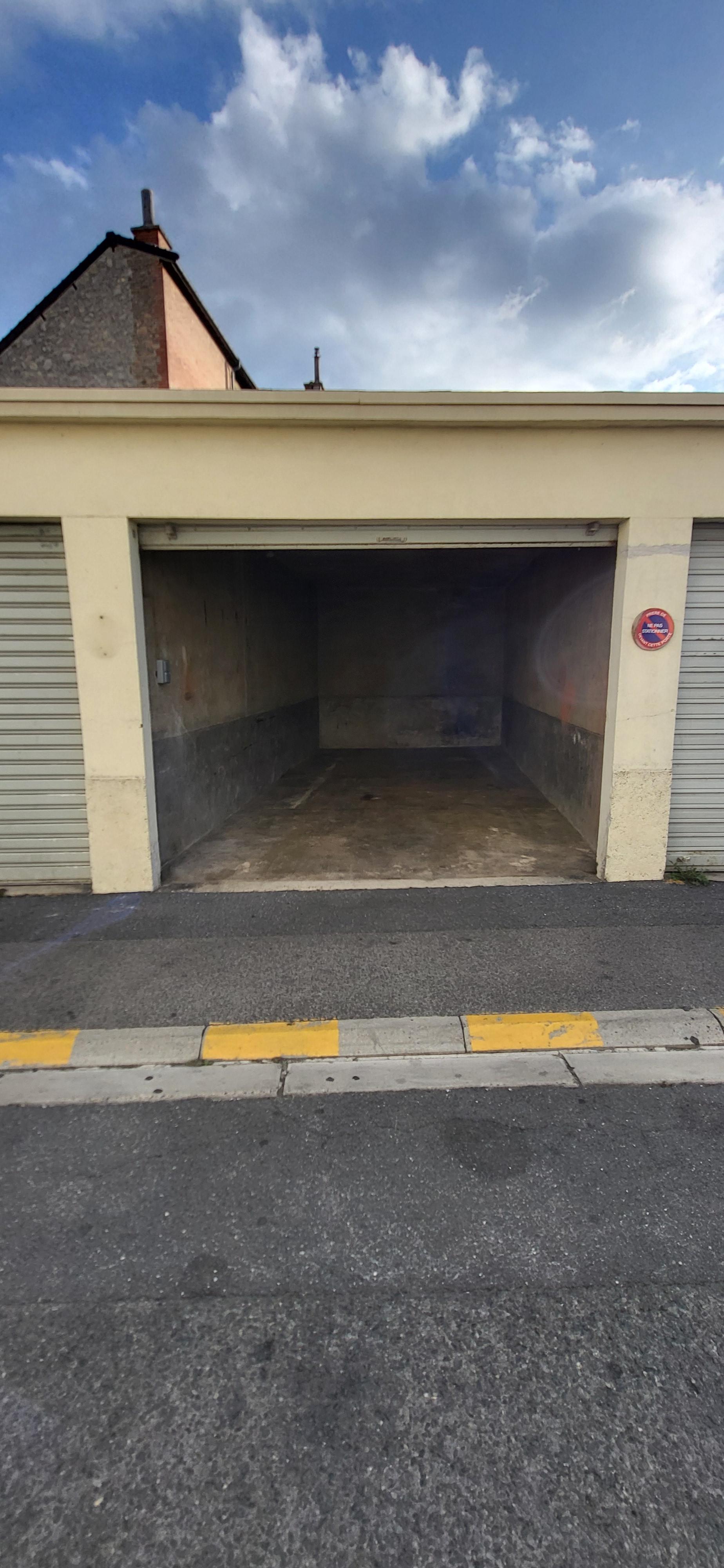 Garage/Box 16m² à Reims