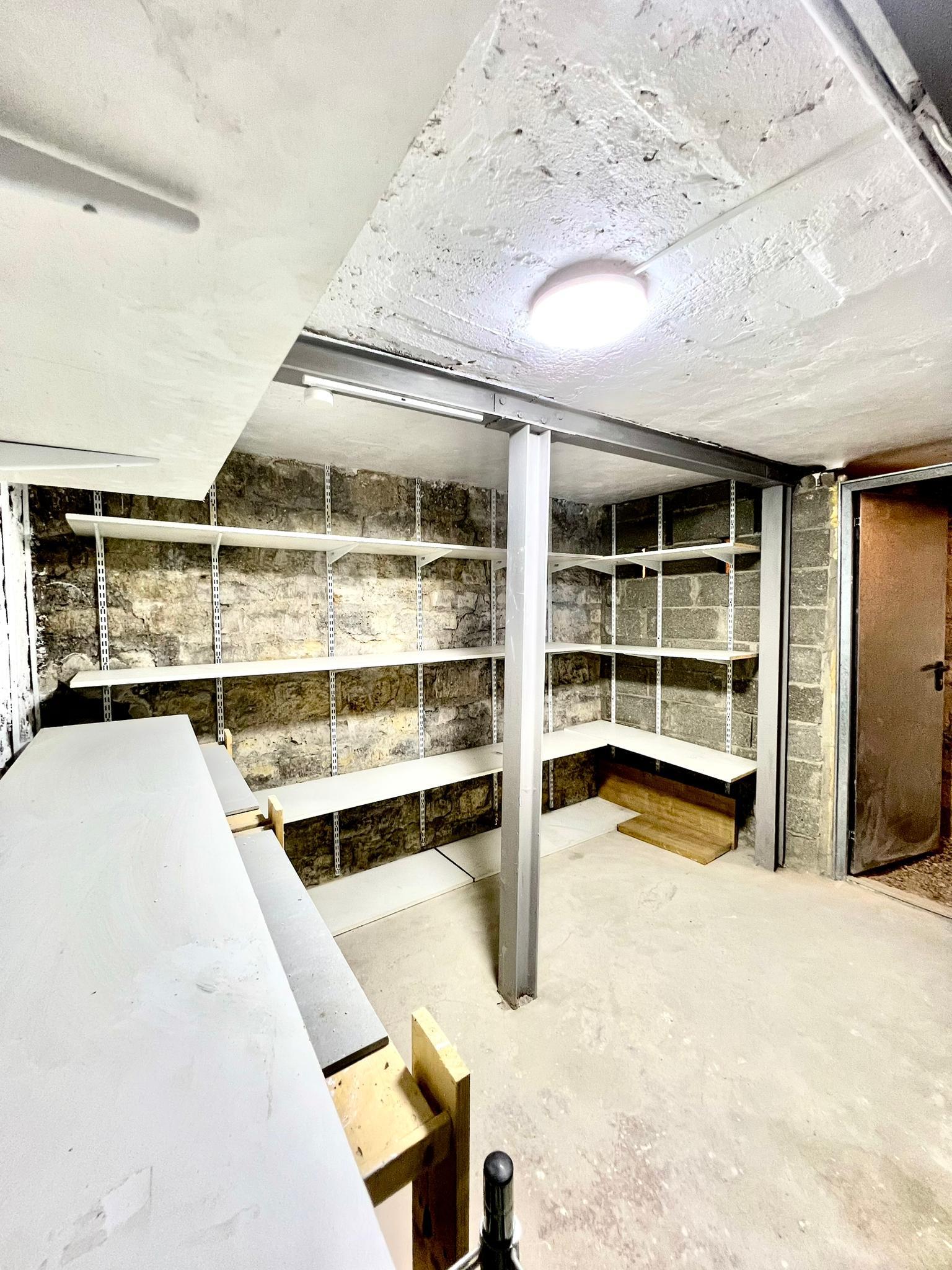 Cave paris box stockage neuf