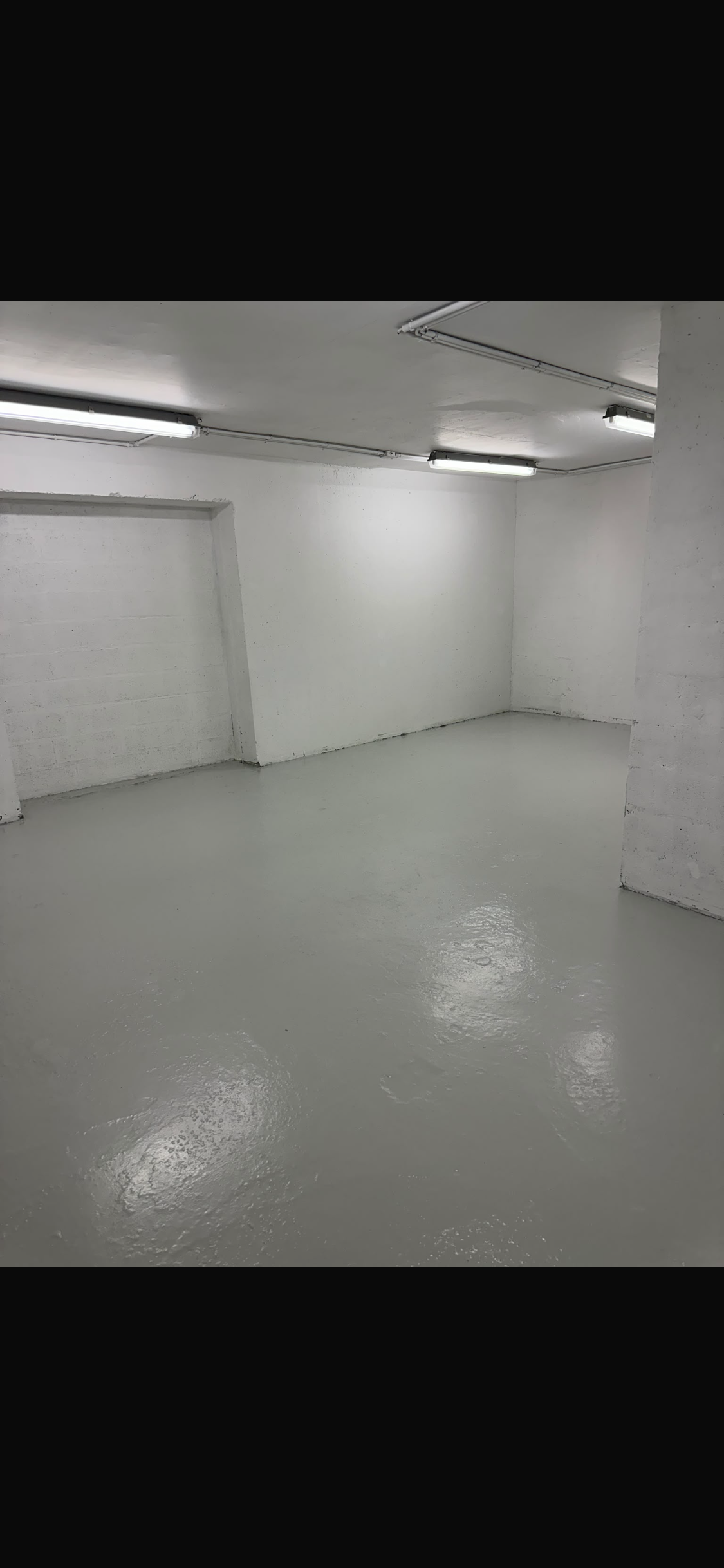 Local de stockage 50 m² – Canal Saint-Martin