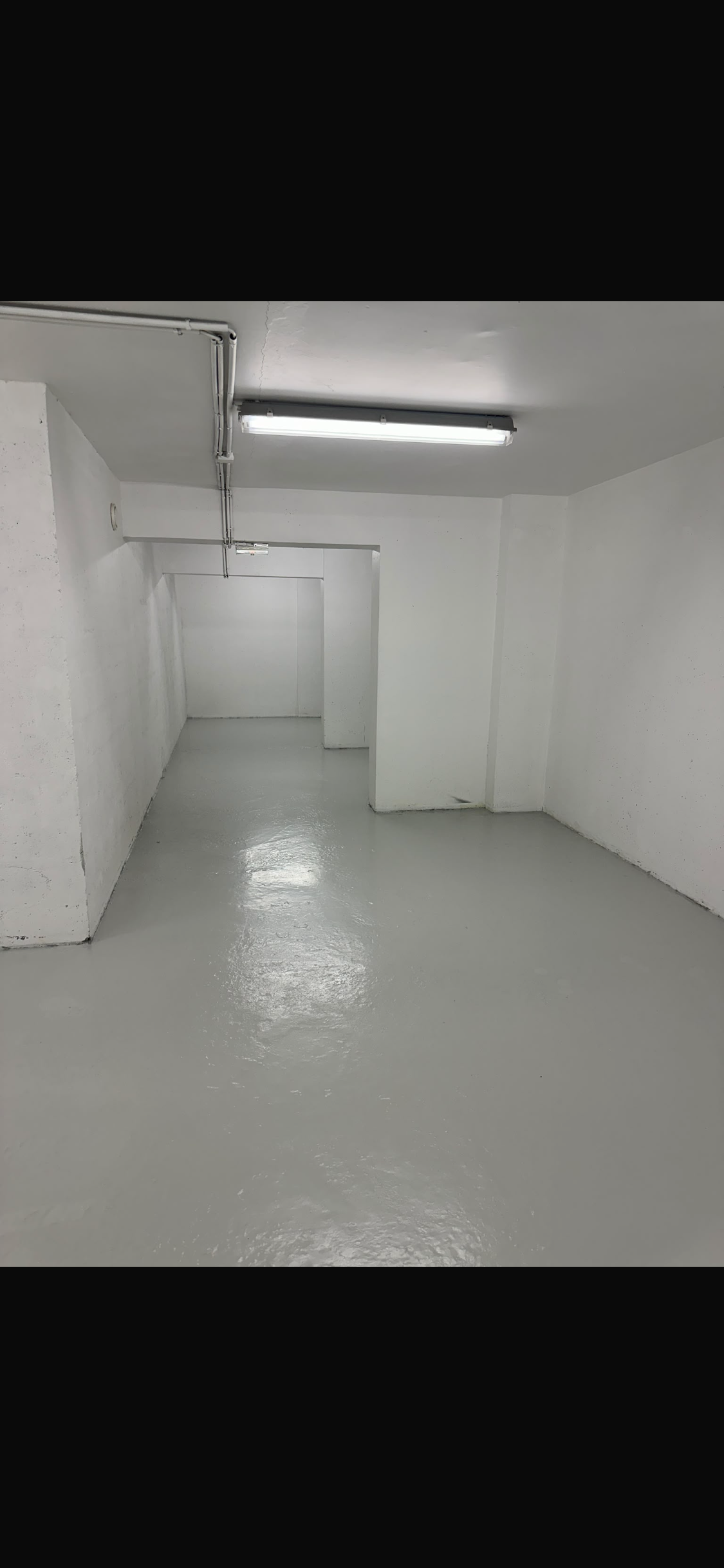 Local de stockage 50 m² – Canal Saint-Martin