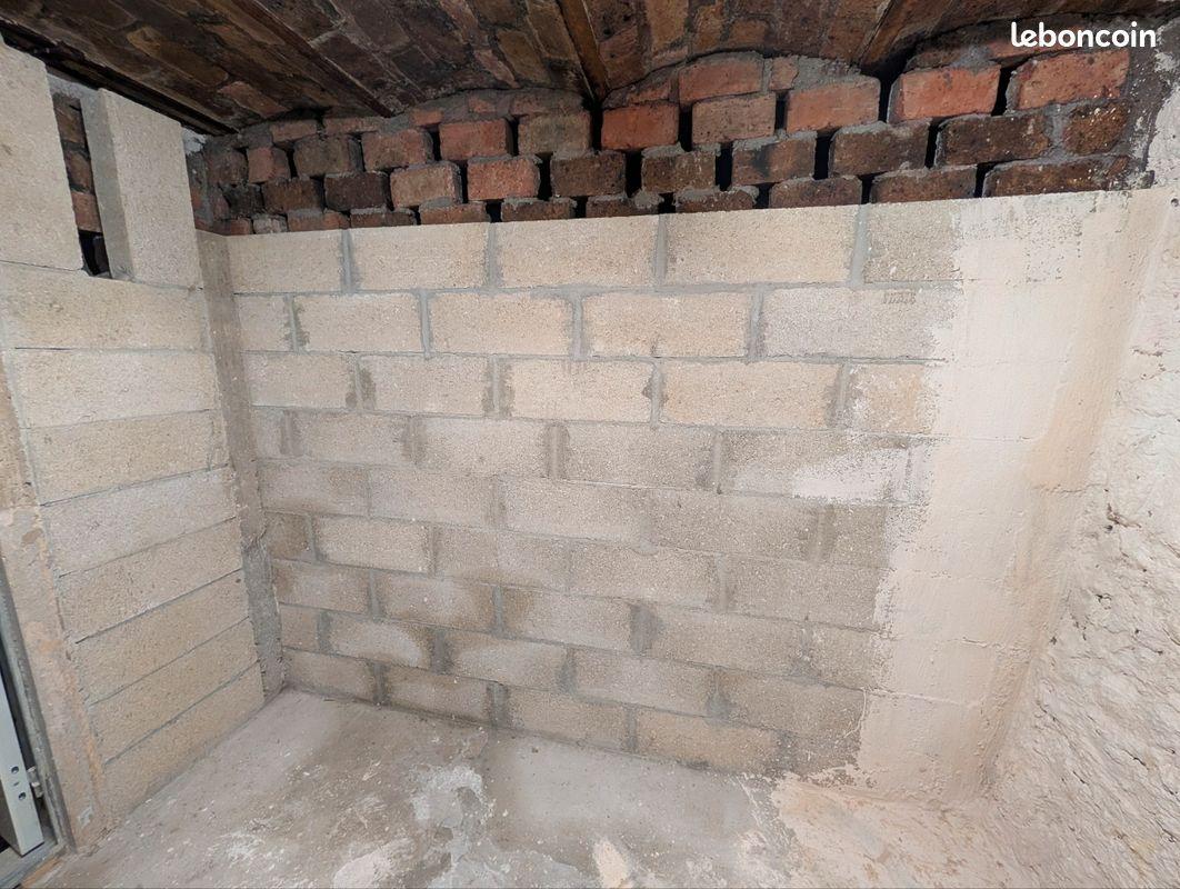 Cave 6m2 9e rue turgot