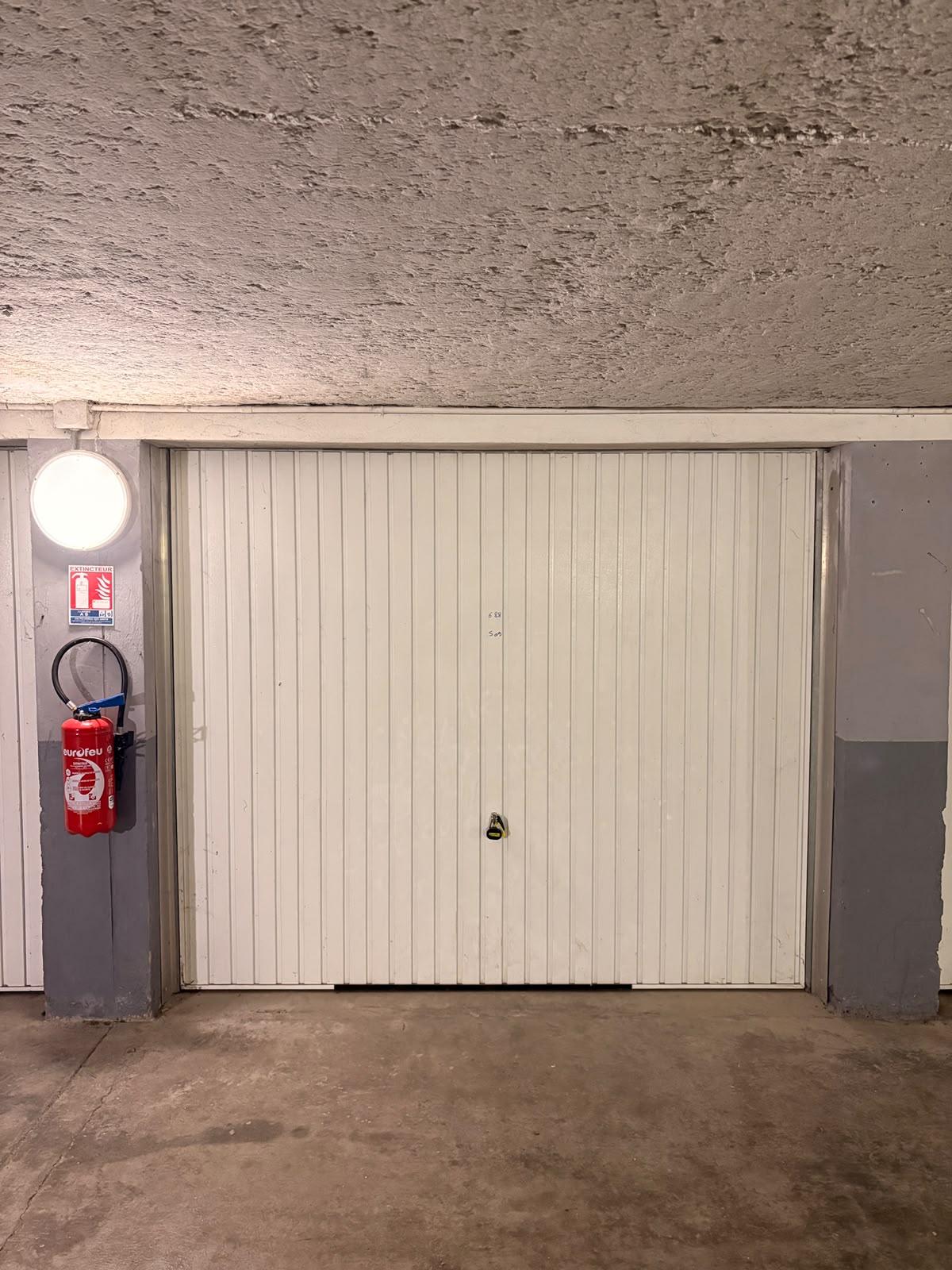 Garage/Box 14m² à Voiron