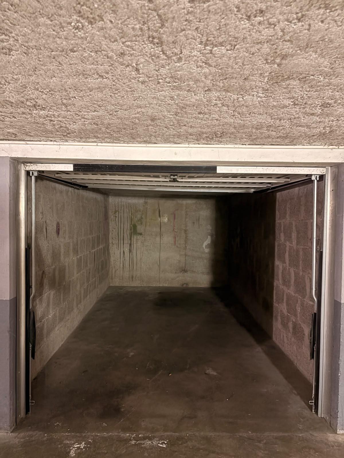 Garage/Box 14m² à Voiron