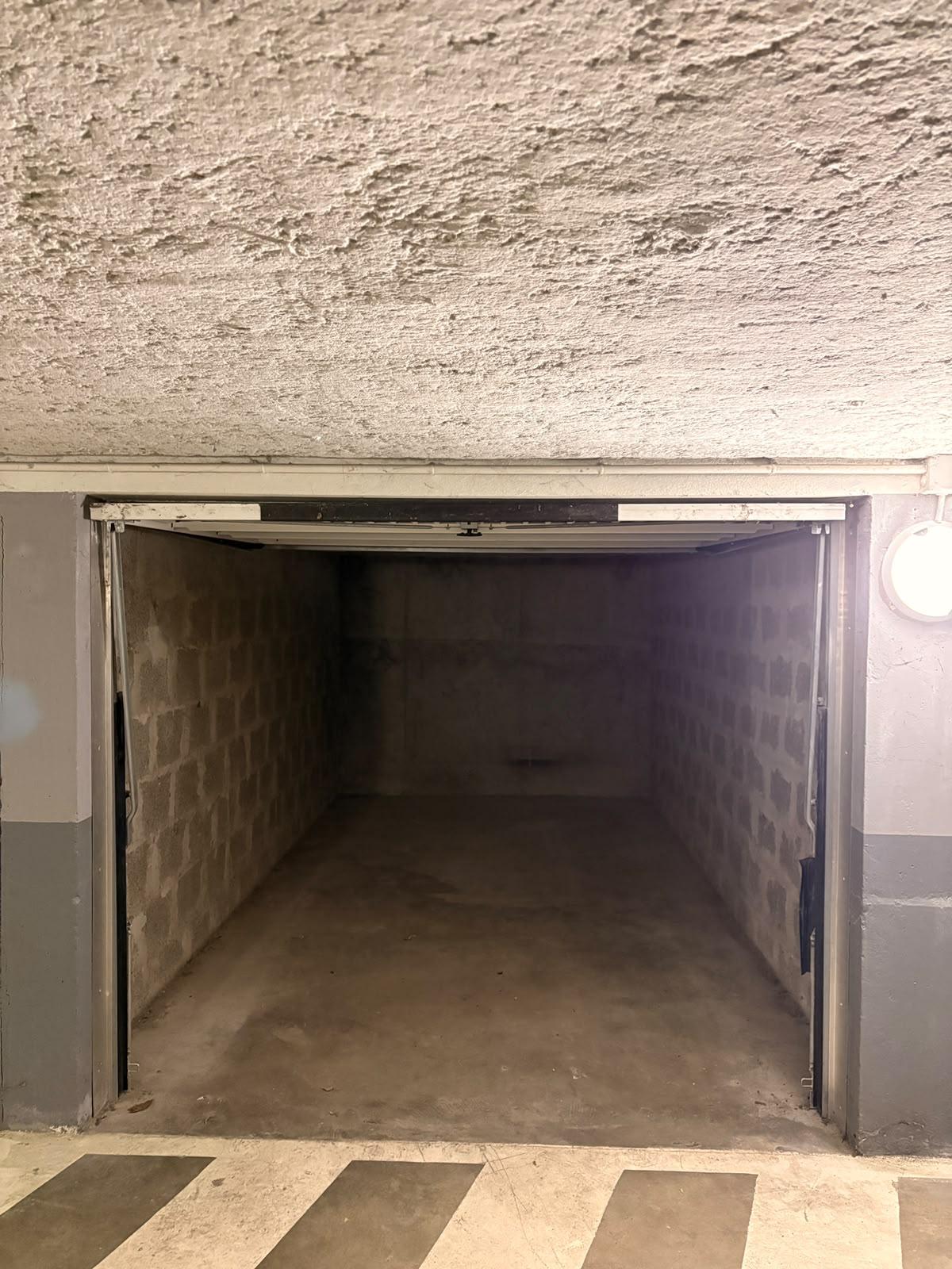 Garage/Box 14m² à Voiron