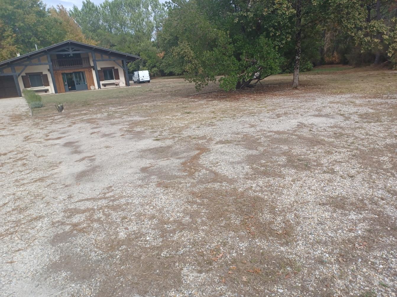 Parking extérieur sécurisée dans résidence privée