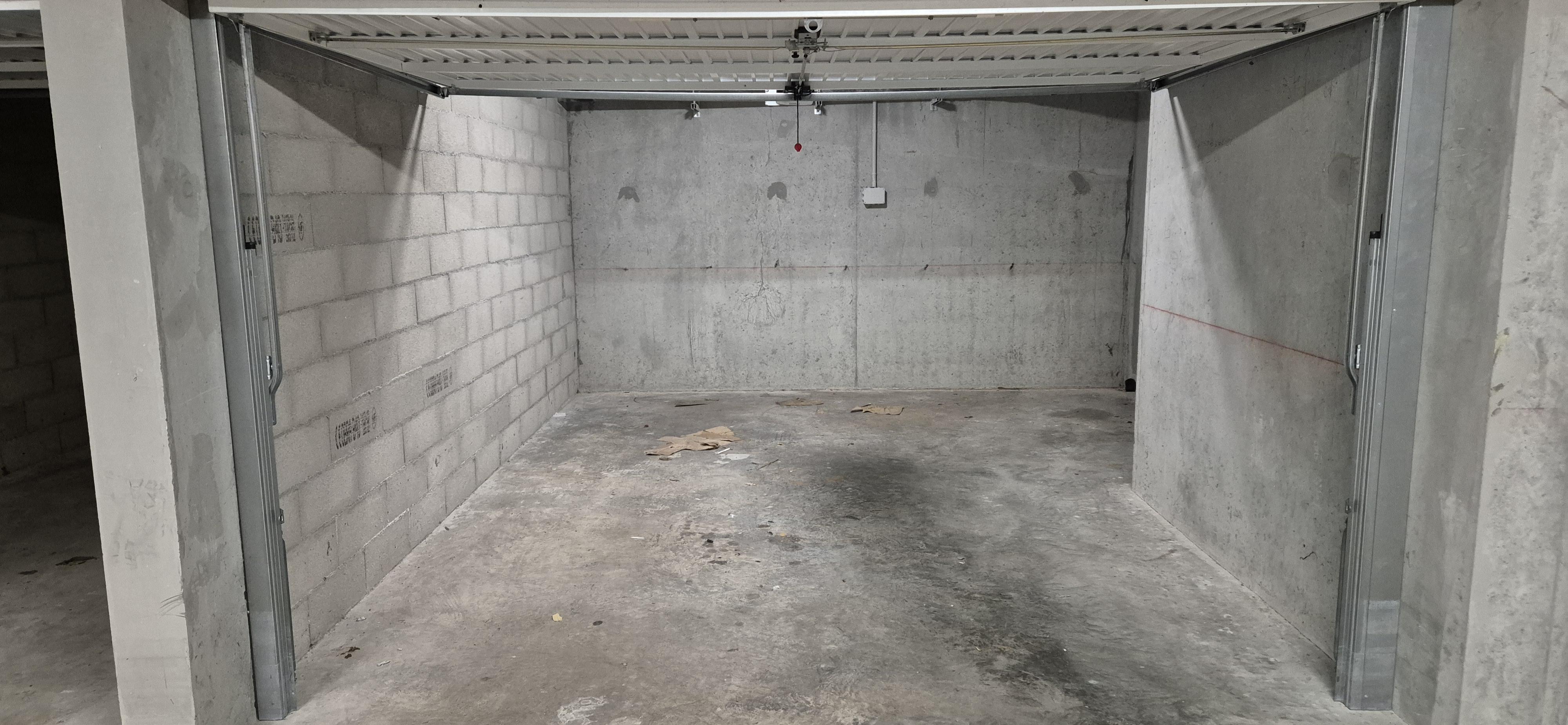 Garage/Box - 18m² à Sassenage