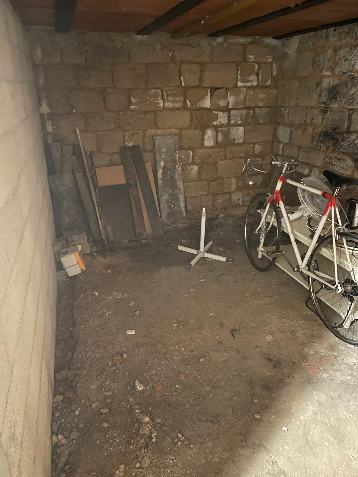 Cave - espace de stockage (11m²) La Garenne-Colombes