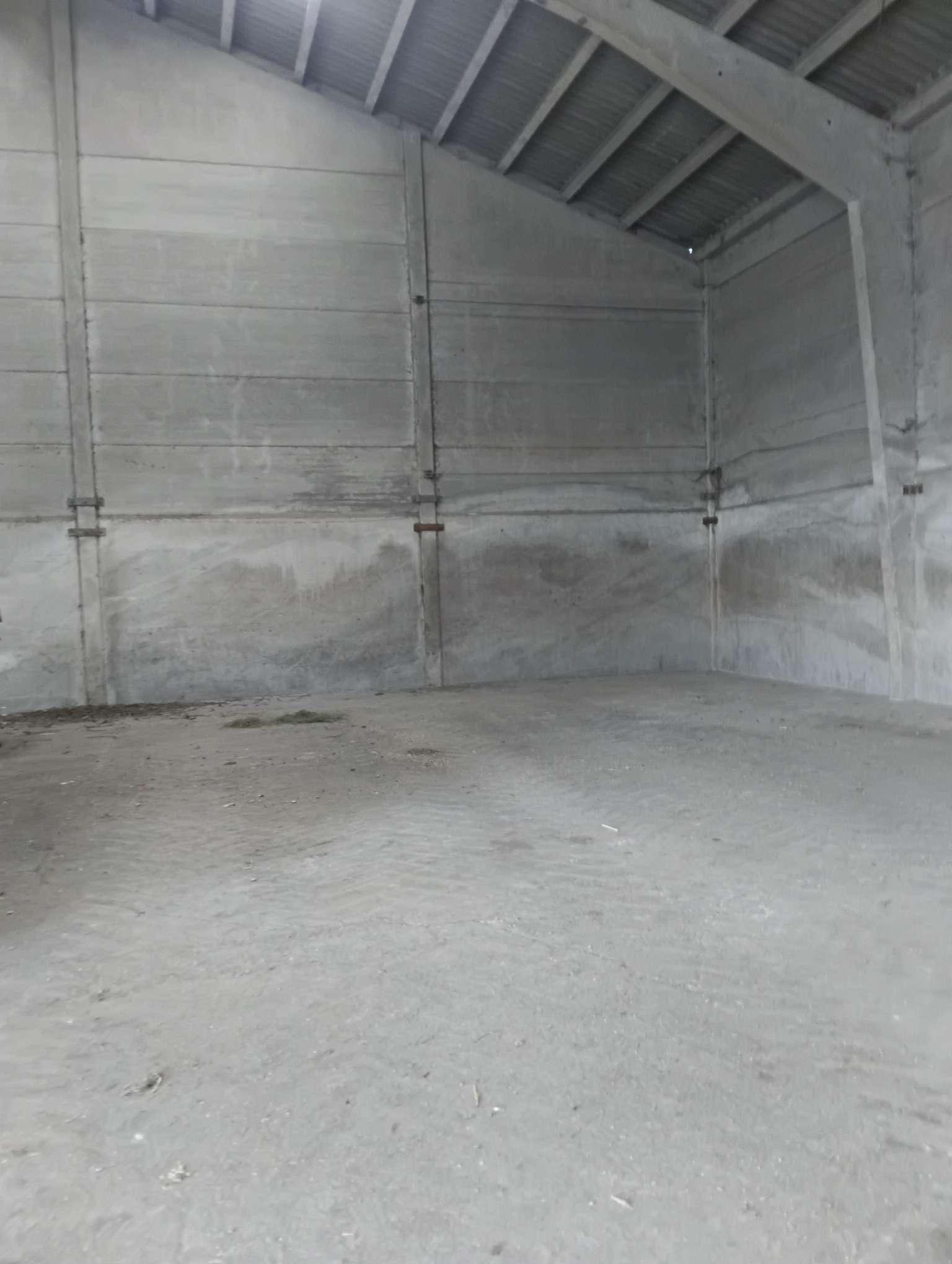 hangar de stockage