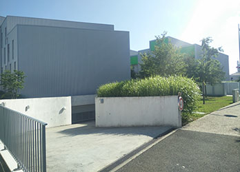 Box / Garage à Cenon