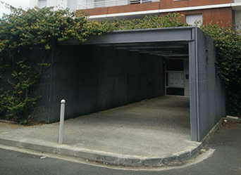 Location d'un garage/box à Lormont