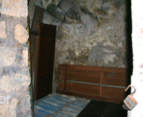 Location cave plein centre du 10 ème arrondissement