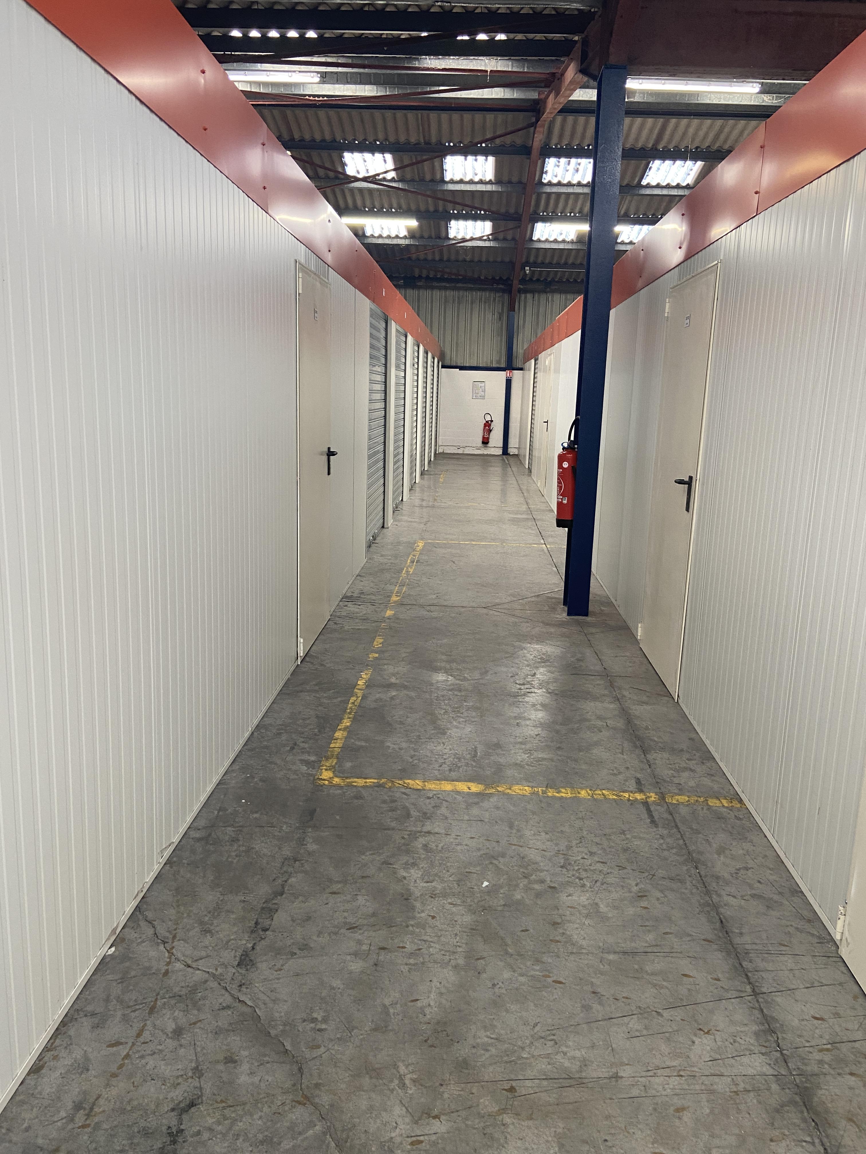 Box de stockage - 2m2