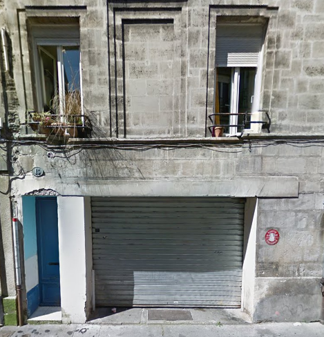 PETITE CAVE SAINE PROCHE VICTOIRE CAPUCINS : STOCKAGE