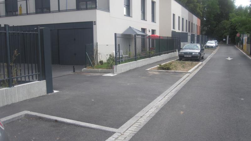 Location Garage pour stockage cartons, valises, vélos etc