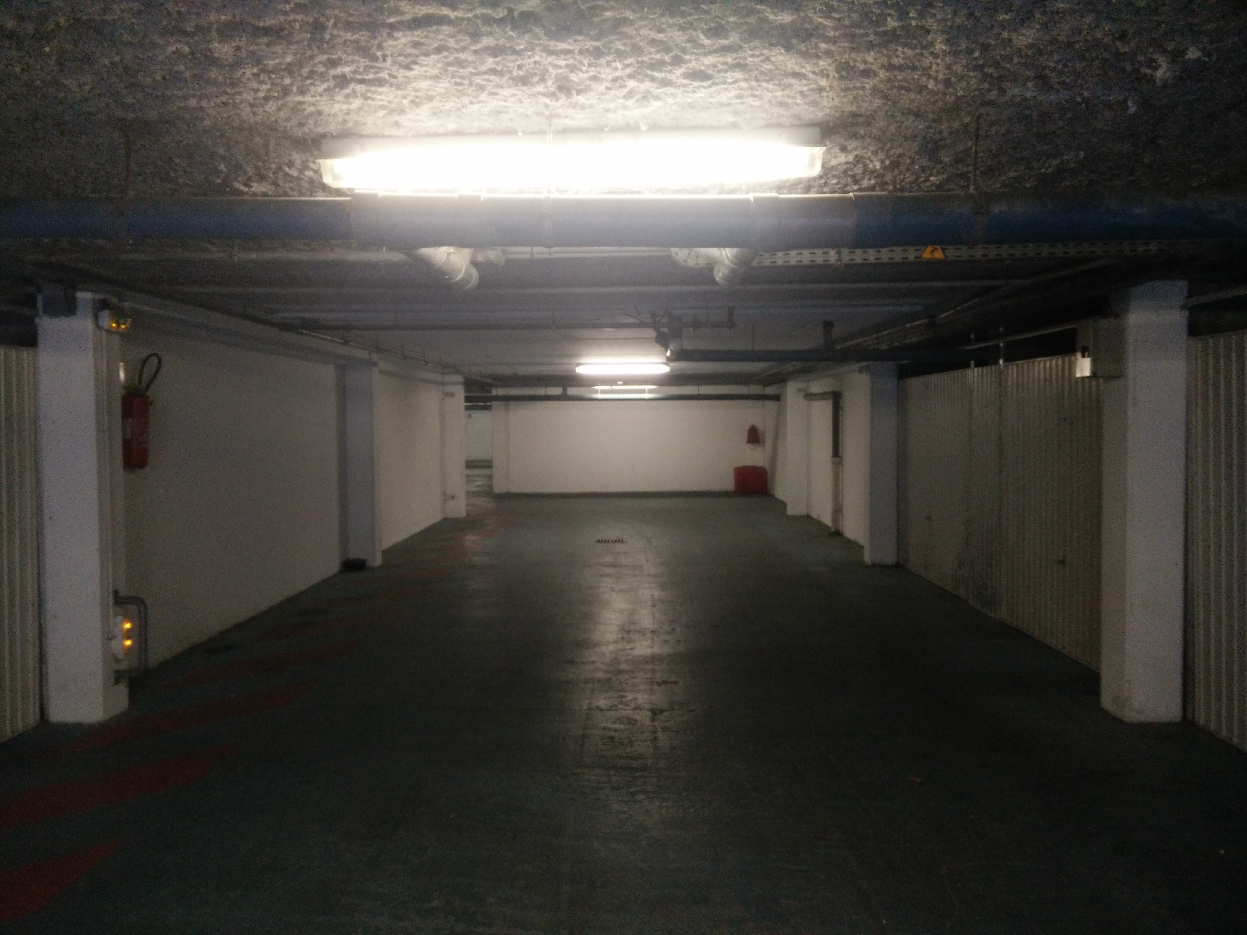Box sain dans résidence sécurisée proche Bordeaux