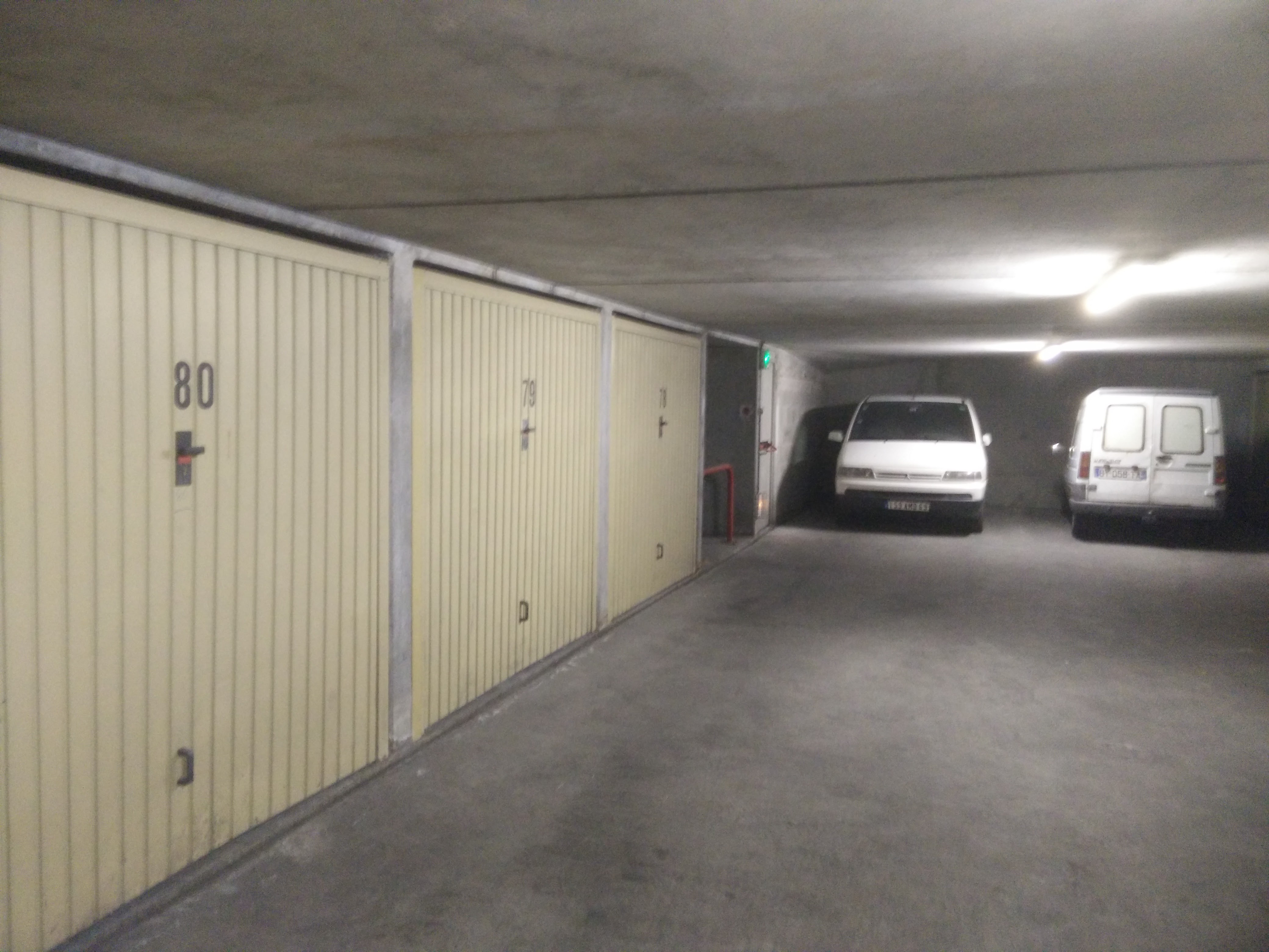 Garage en sous-sol / Lyon 3
