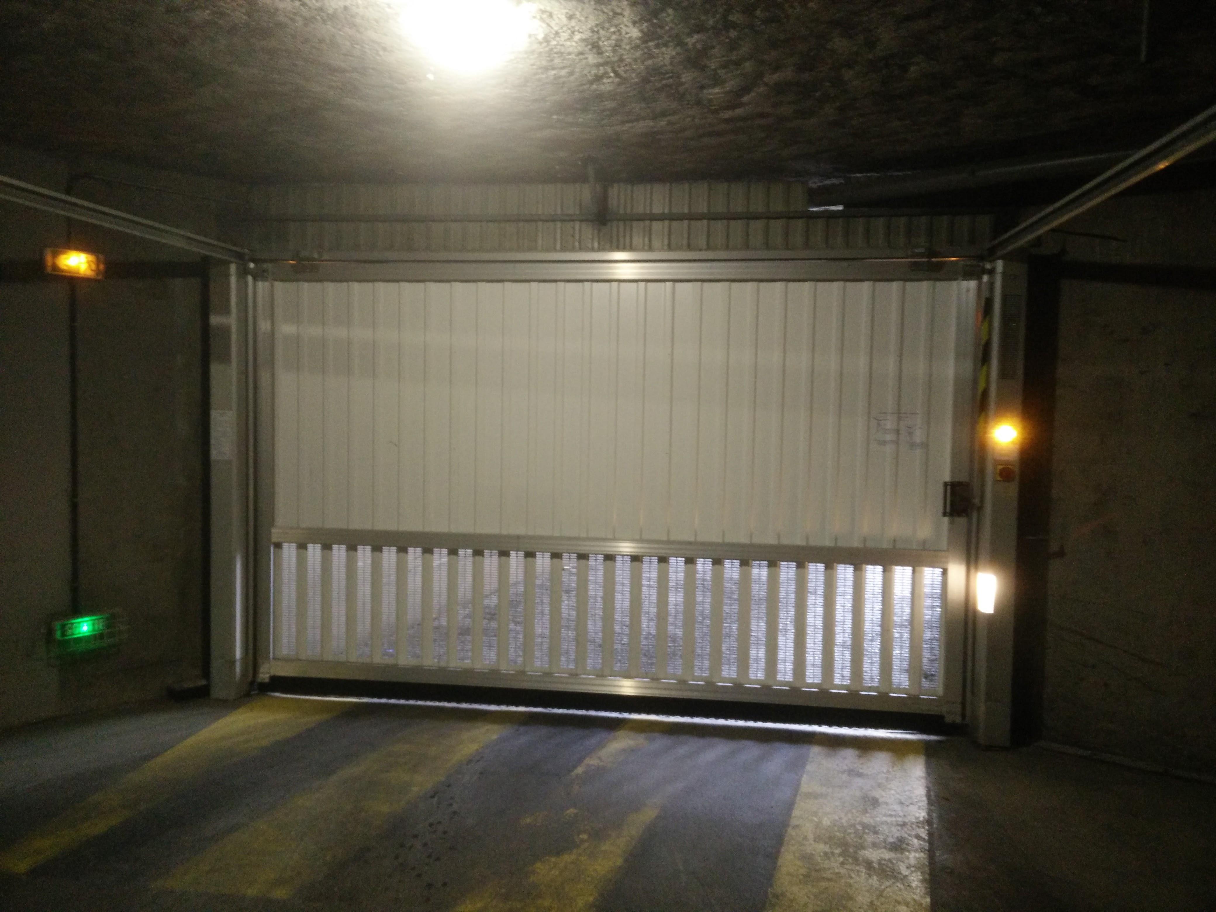 Garage en sous-sol / Lyon 3
