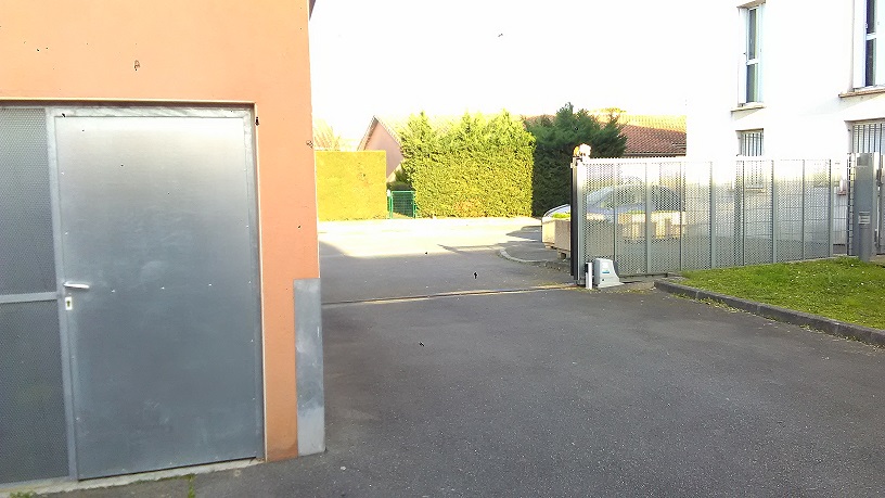Garde meuble à louer à Castelginest