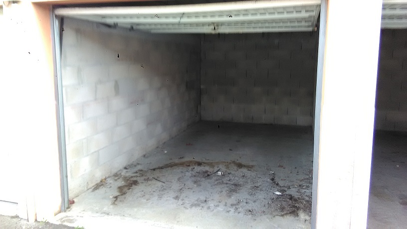 Garage ou garde meuble à Castelginest