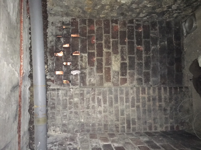 Cave saine et sécurisée à louer sur Clichy