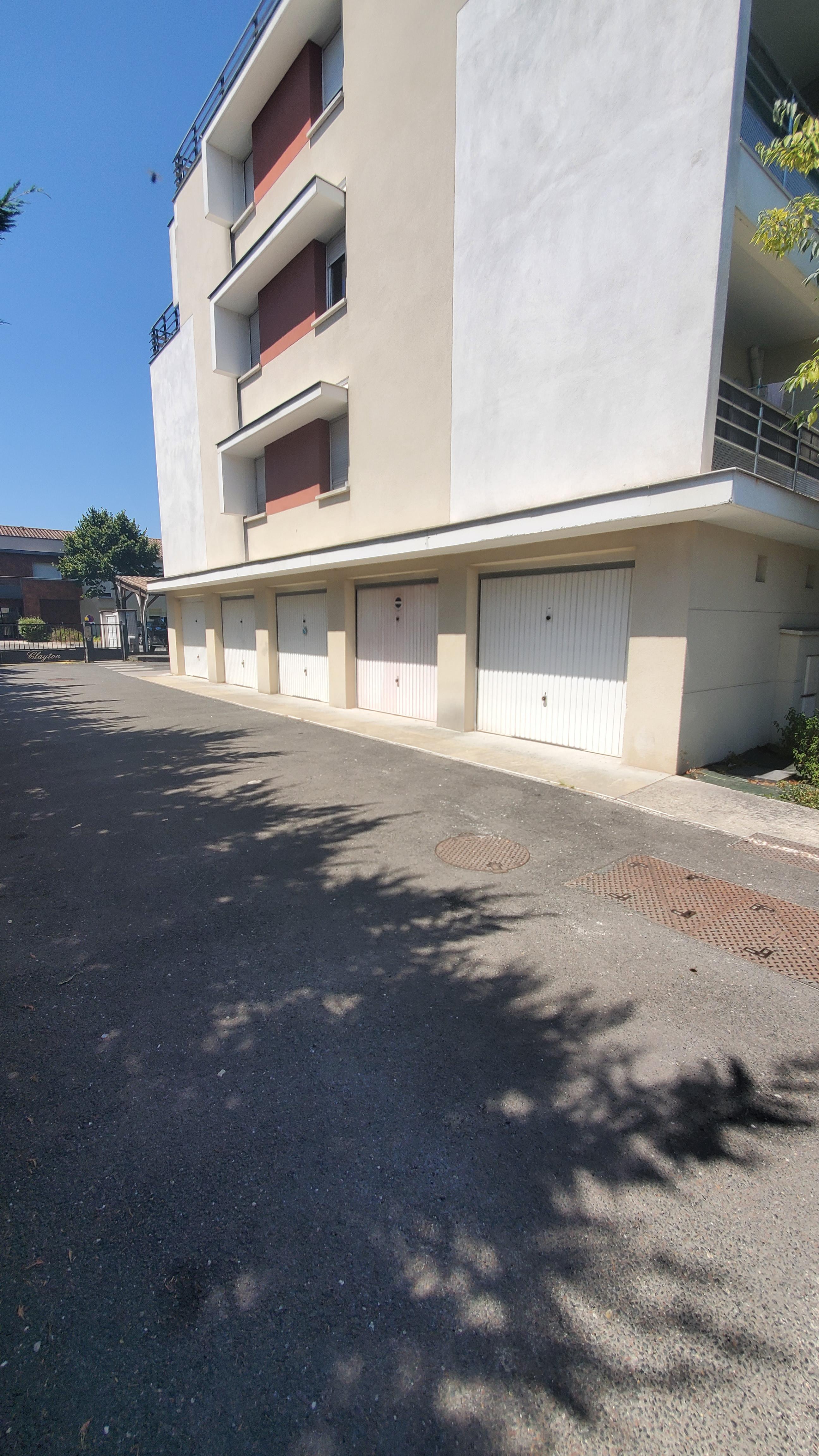 Garage à louer Mérignac