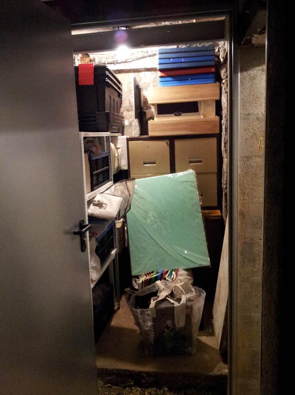 Cave à acces sécurisée et privatif porte de