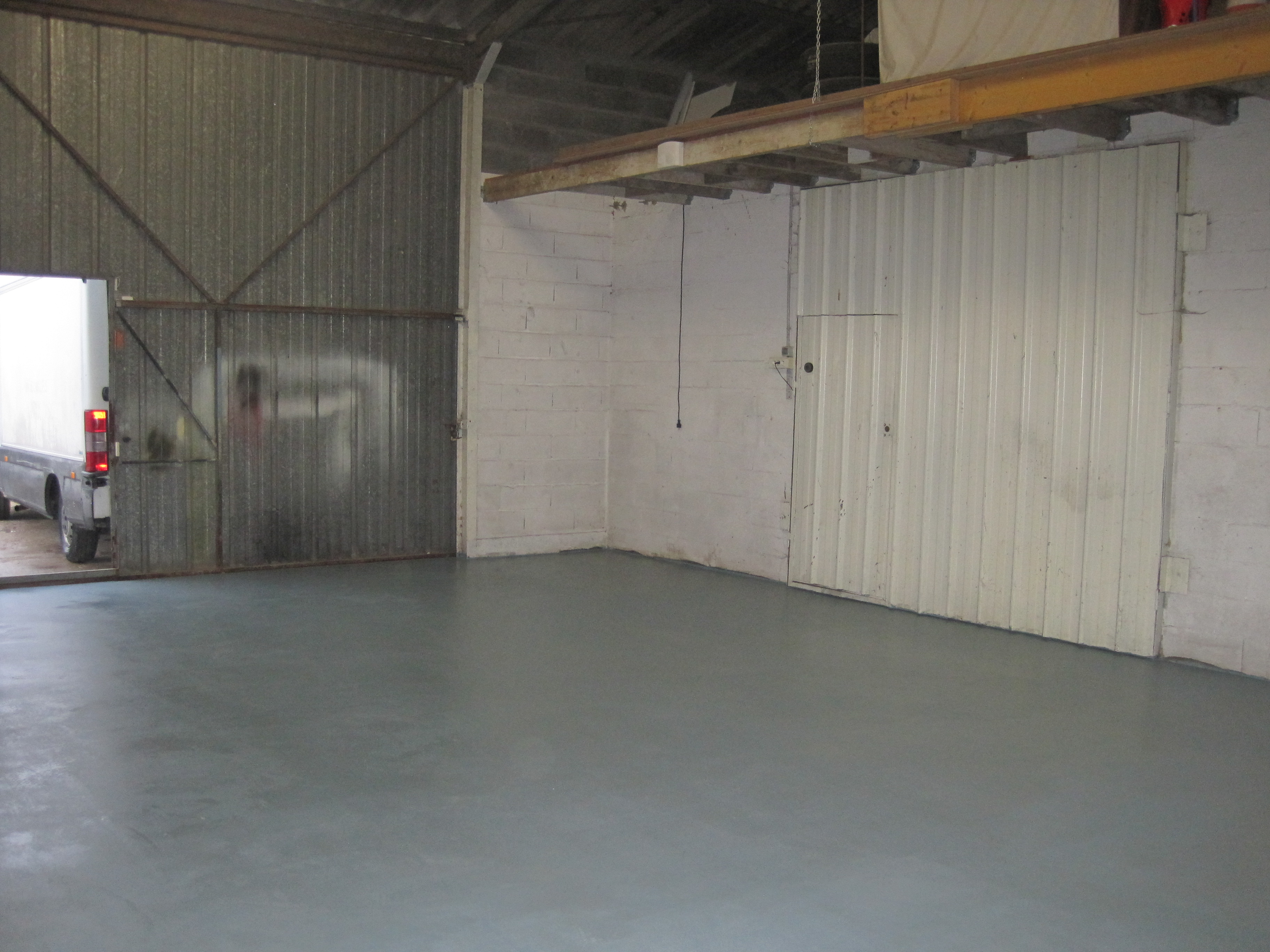 Local Hangar - Remise Dépôt