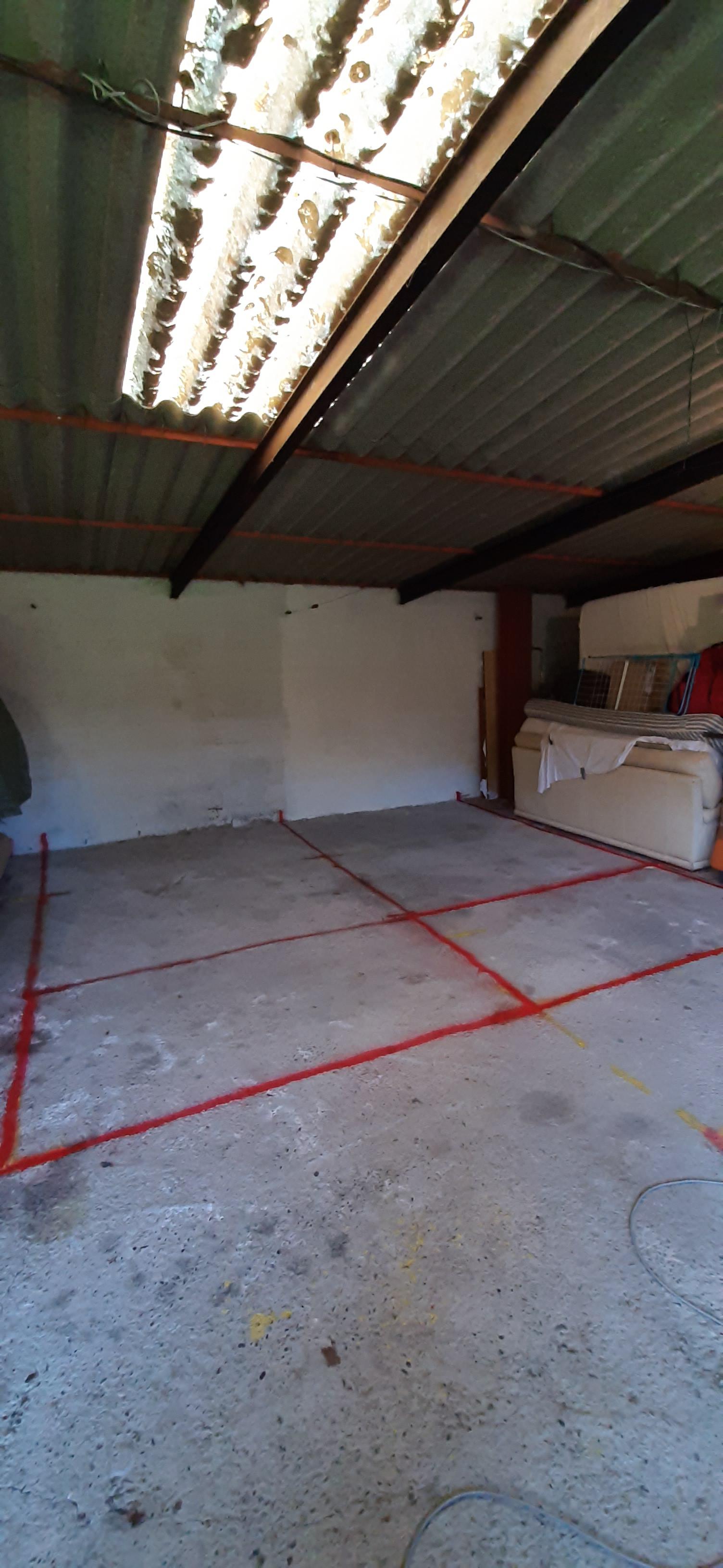 7m2 dans hangar