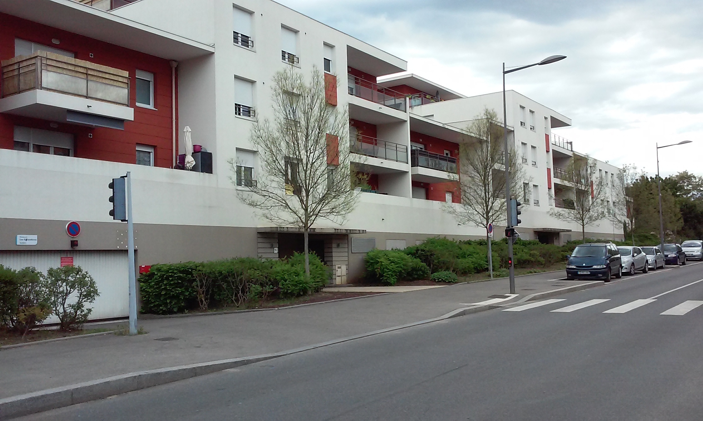 A louer / Grand Garage individuel / Feyzin