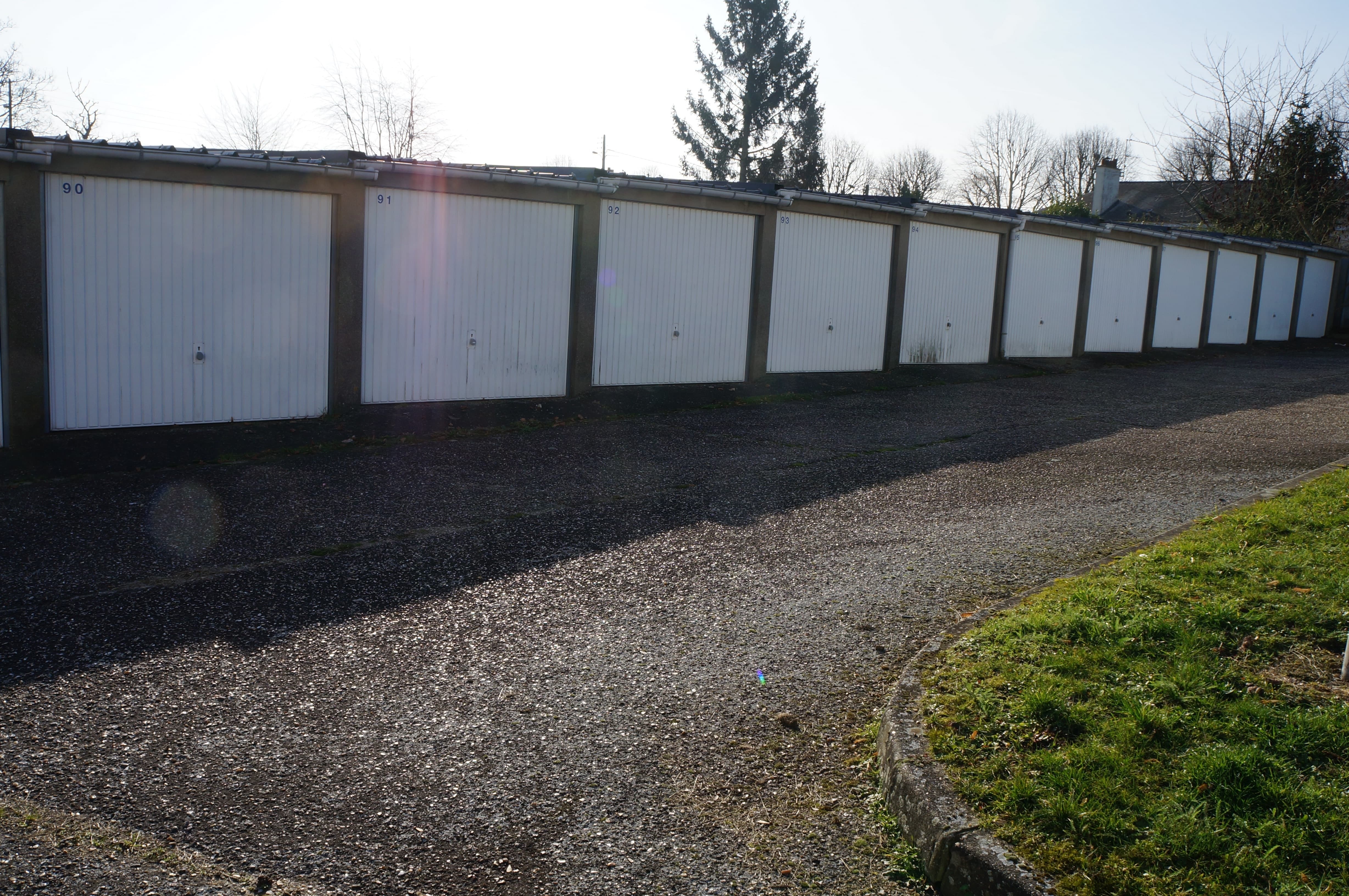 Location garage sain et sec