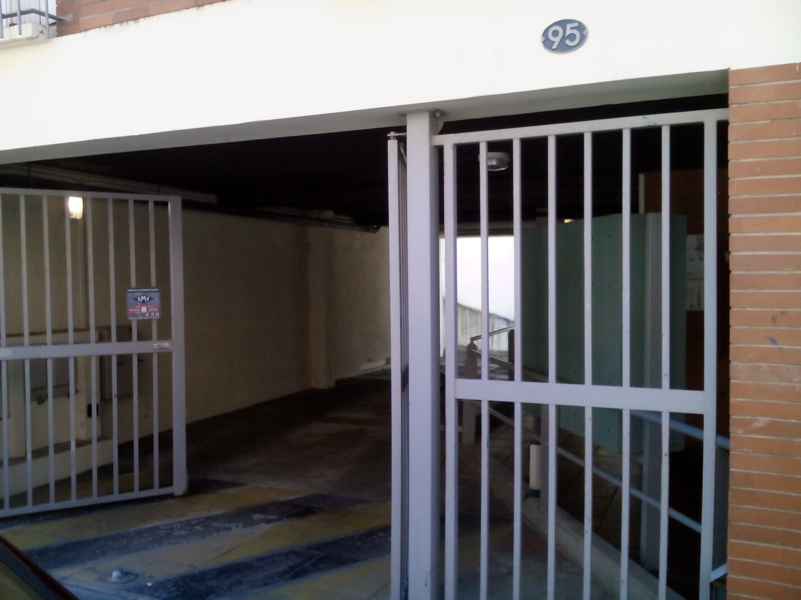 INTRA - Garage à louer Toulouse Viadieu