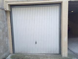 Grand espace de stockage à louer