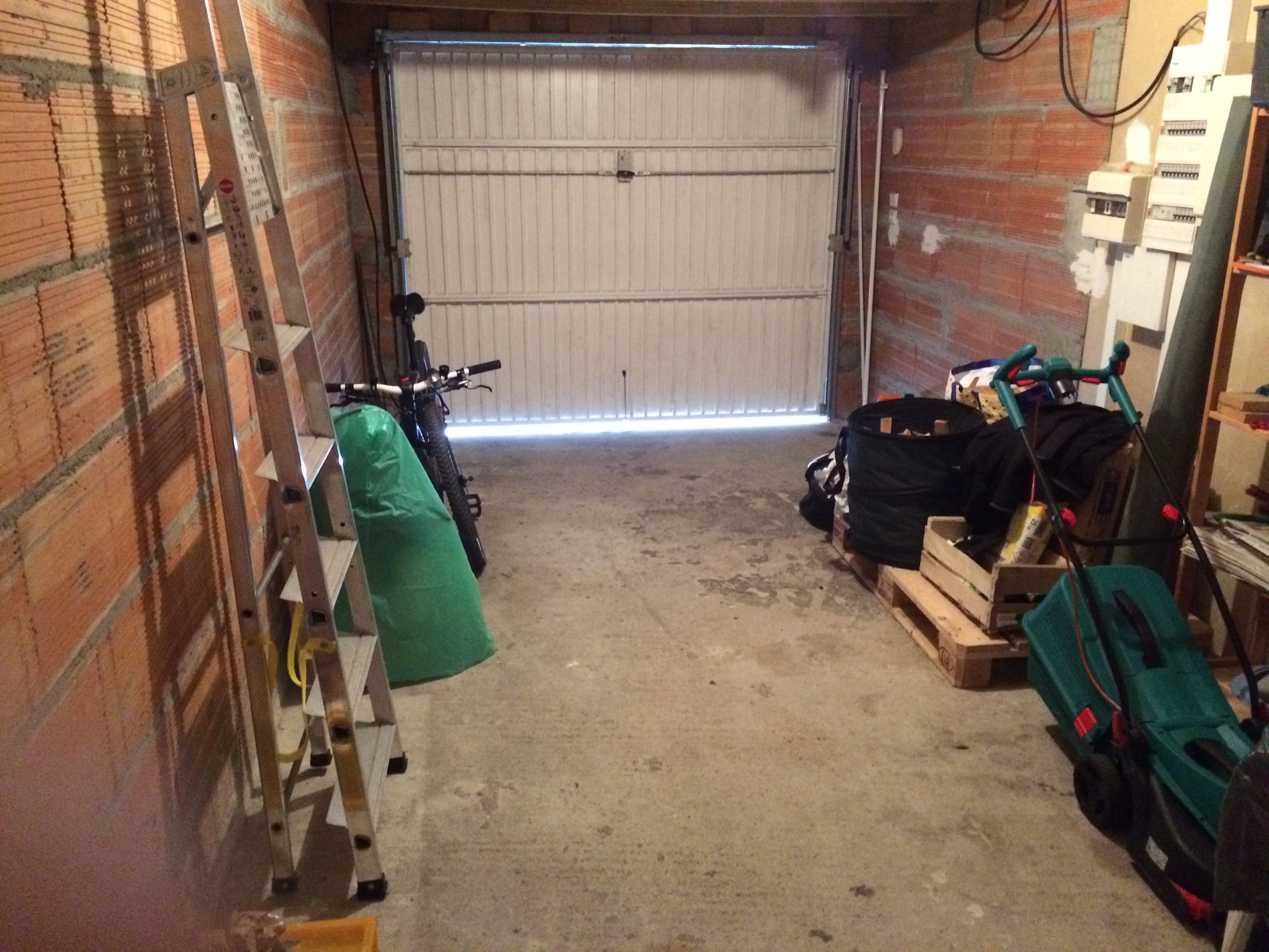 Garage 8m2 pessac Pessac 33600 8 m²