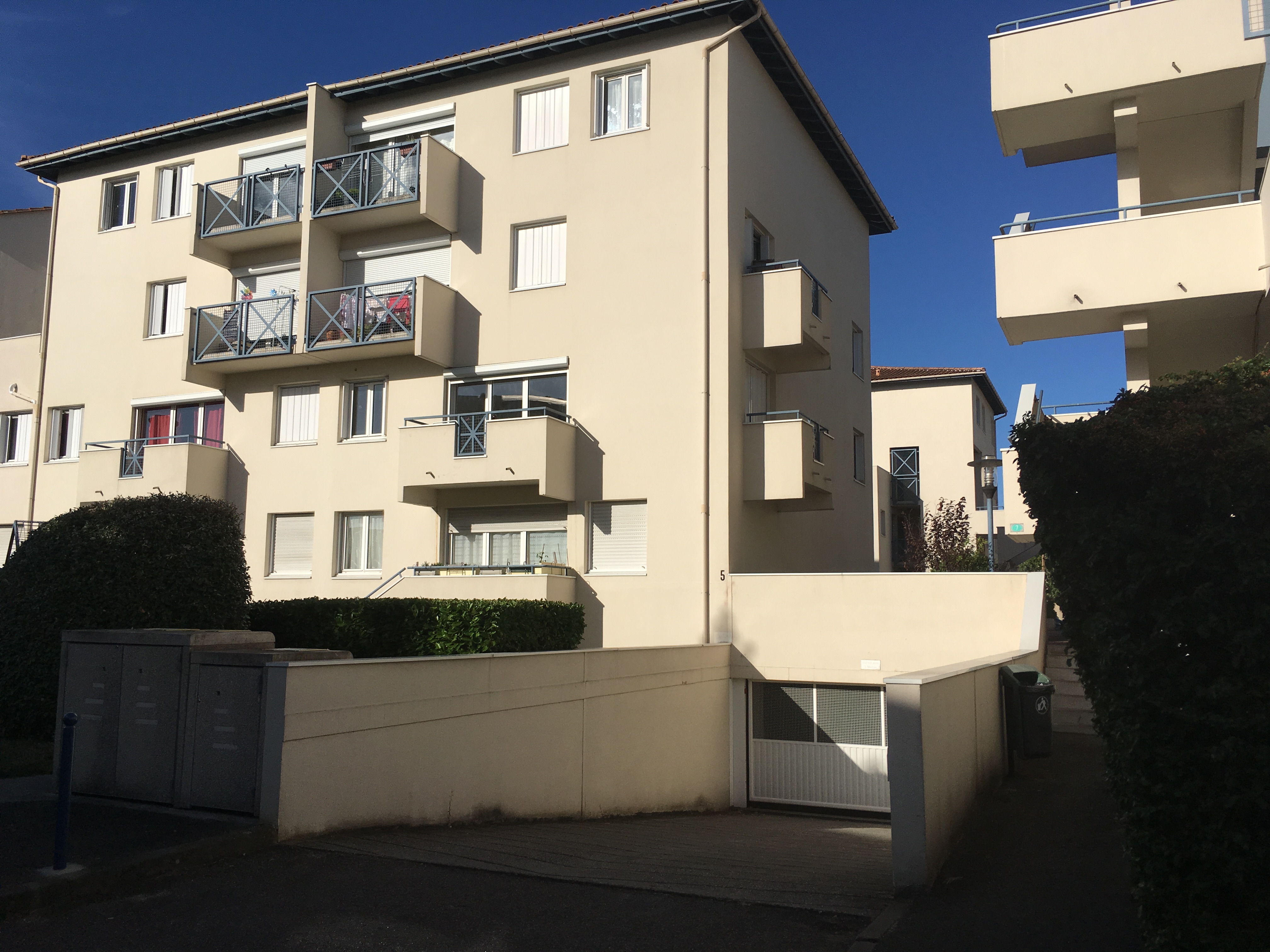 Garage sécurisé Bordeaux Bègles