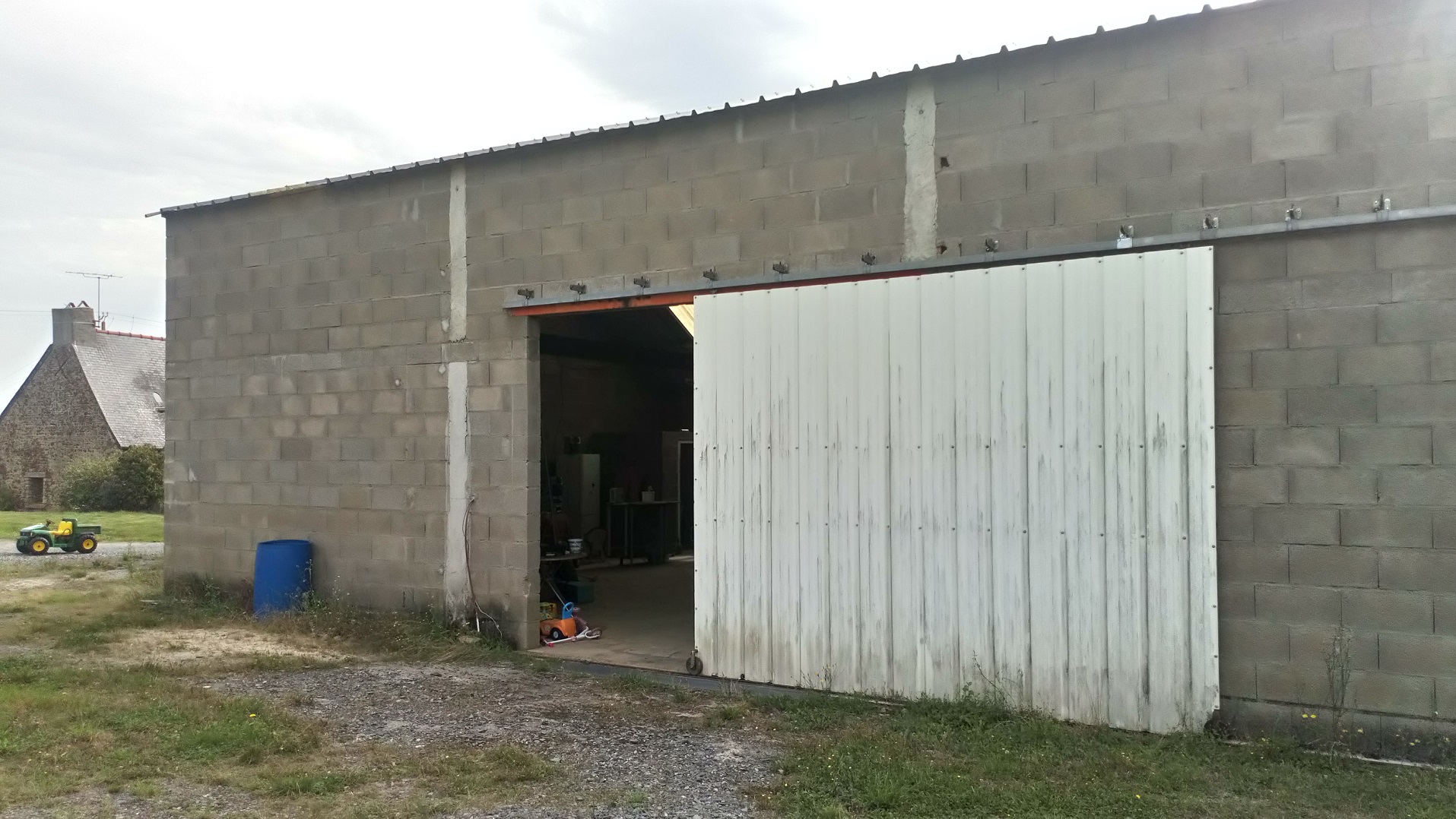 Hangar : Garde meuble / stockage