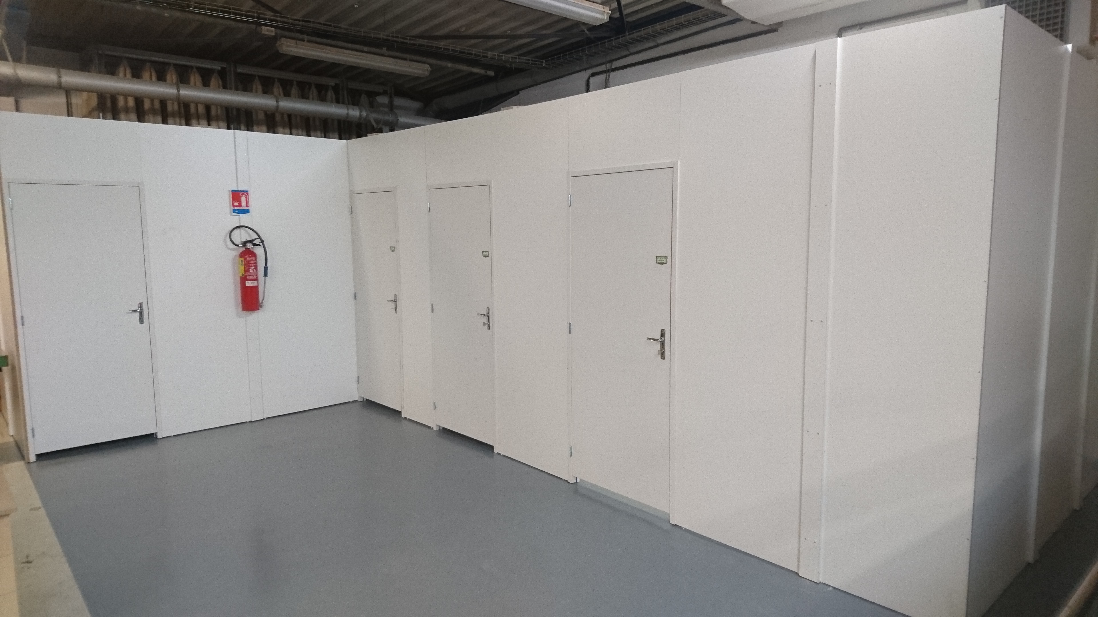 Box 7 m² de self stockage fermé sécurisé