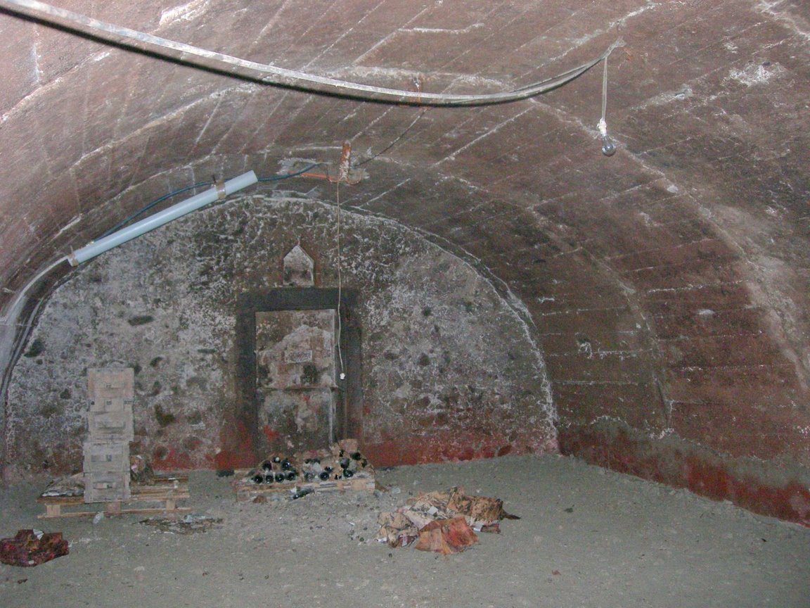 cave à louer