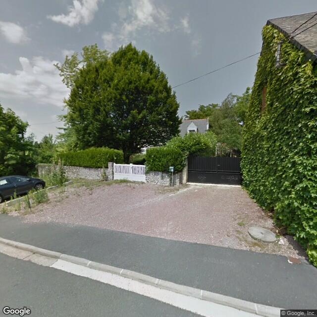 Location garage isolé et accessible