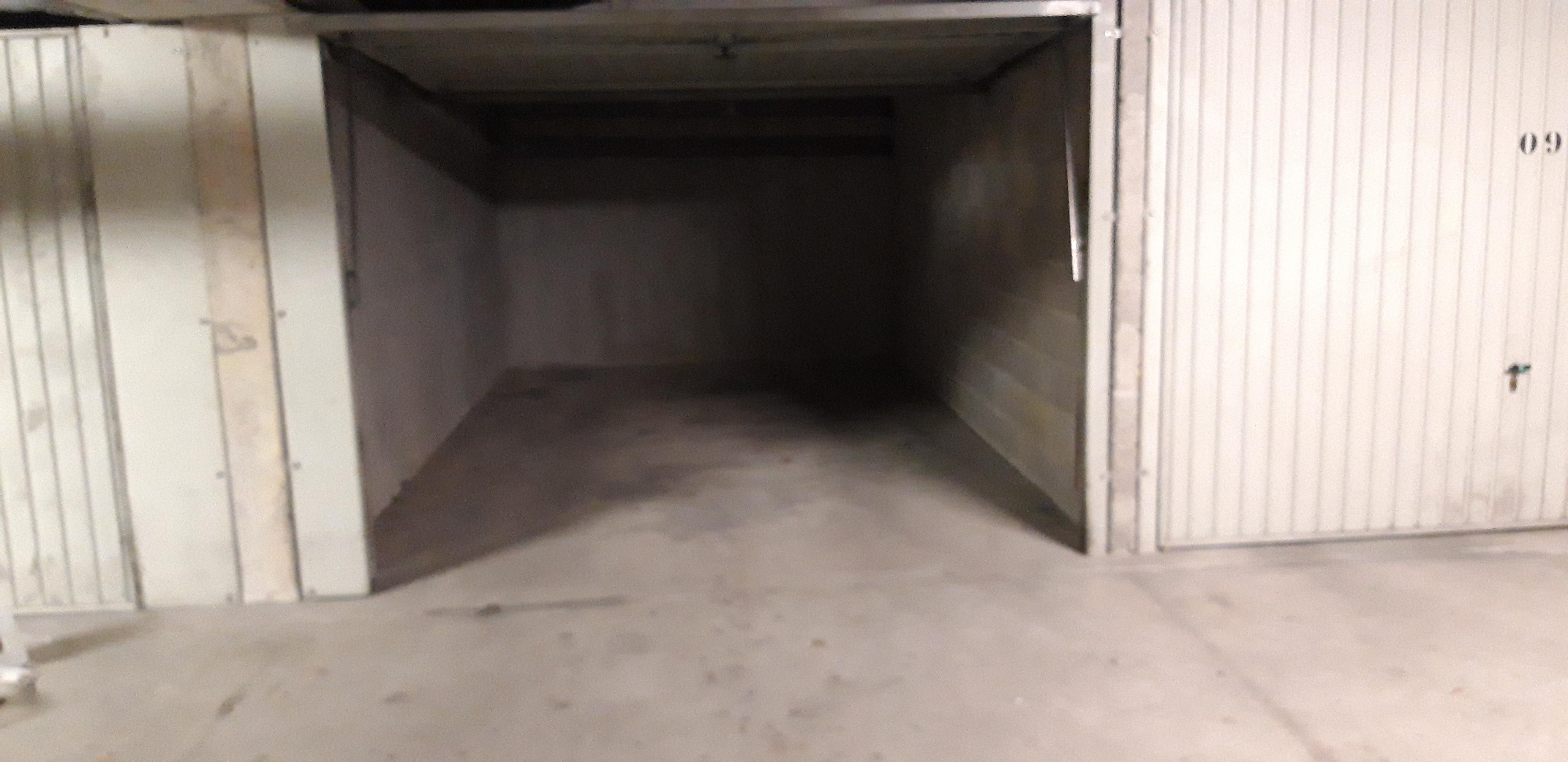 Garage sous sol sécurisé
