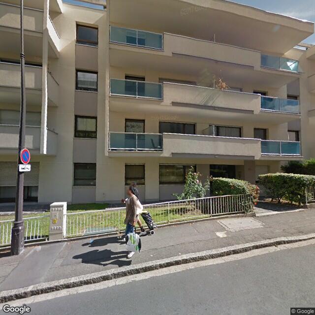 CAVE en s/sol avec zone de Stockage/Rayonnage