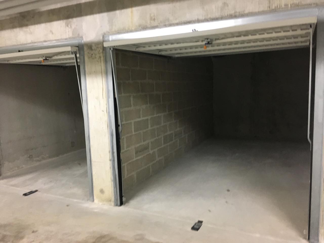 Garage / Le Grand Quevilly / Proche de