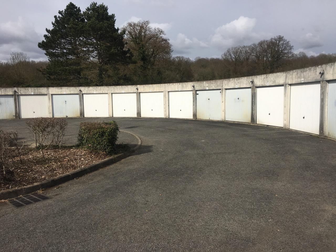 Garage fermé à Pomponne